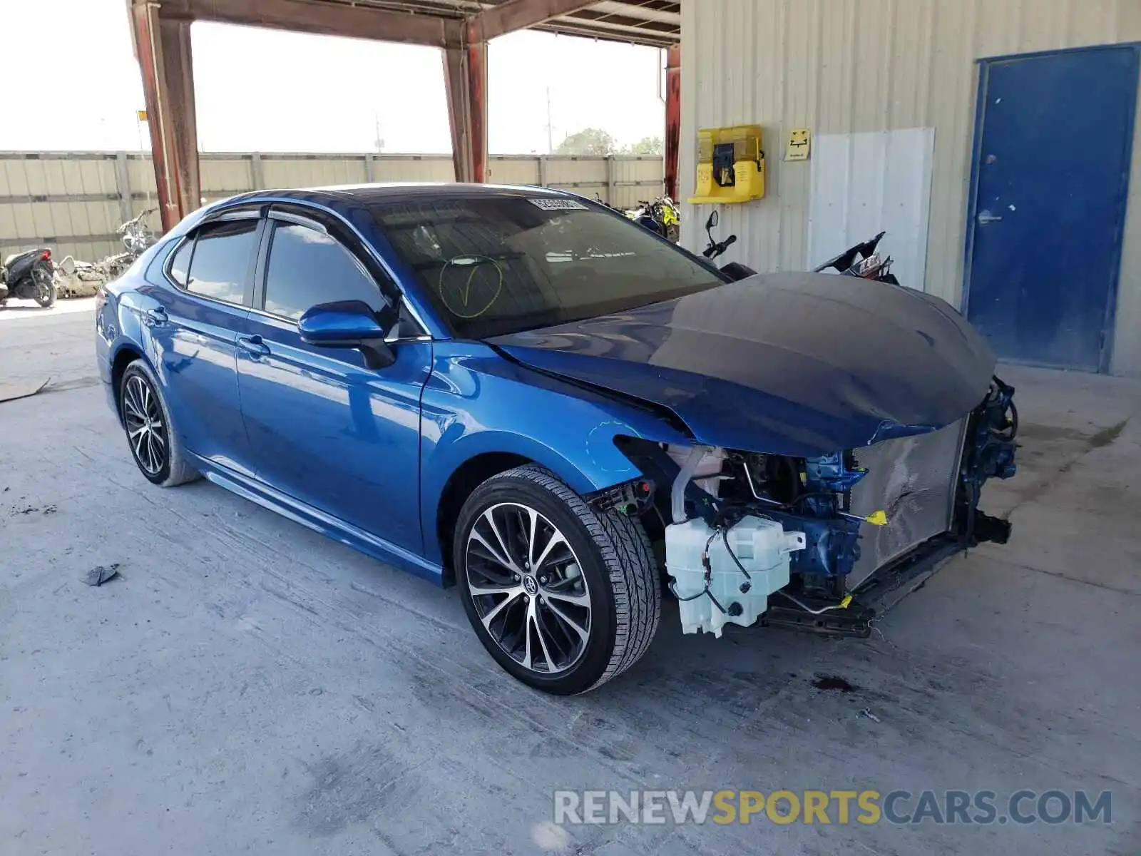 1 Photograph of a damaged car 4T1G11AK9LU349605 TOYOTA CAMRY 2020