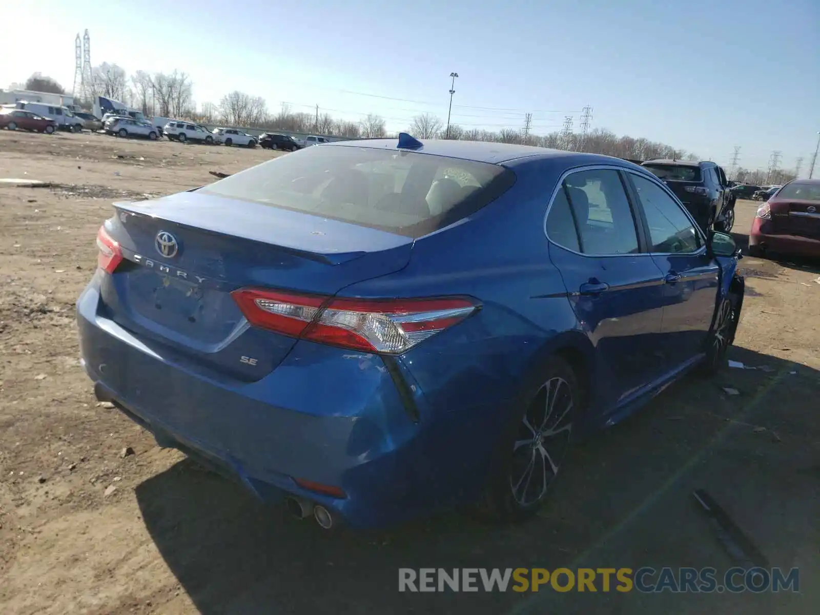 4 Photograph of a damaged car 4T1G11AK9LU349846 TOYOTA CAMRY 2020