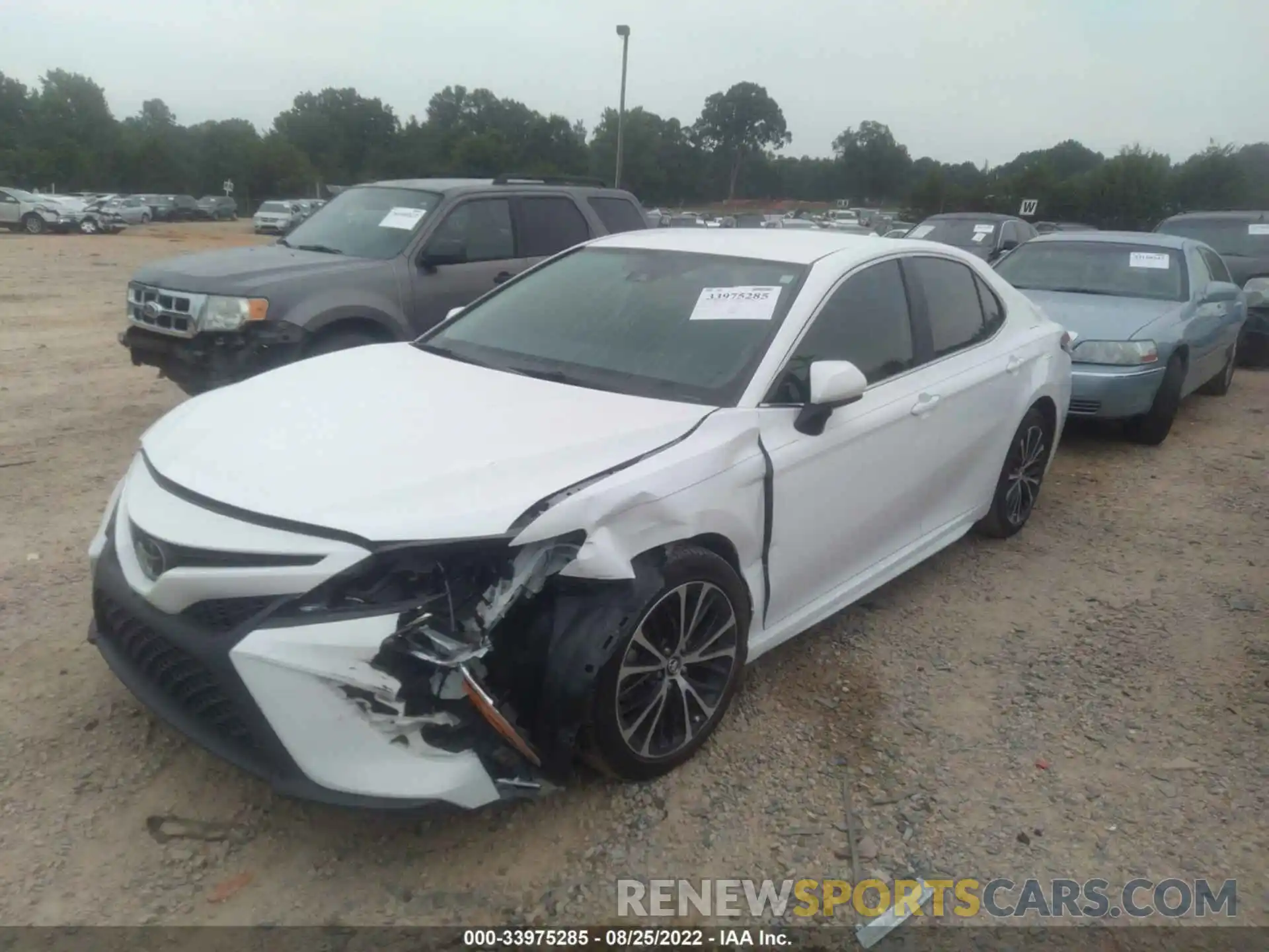 2 Photograph of a damaged car 4T1G11AK9LU351919 TOYOTA CAMRY 2020