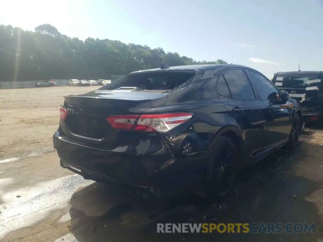 4 Photograph of a damaged car 4T1G11AK9LU358840 TOYOTA CAMRY 2020