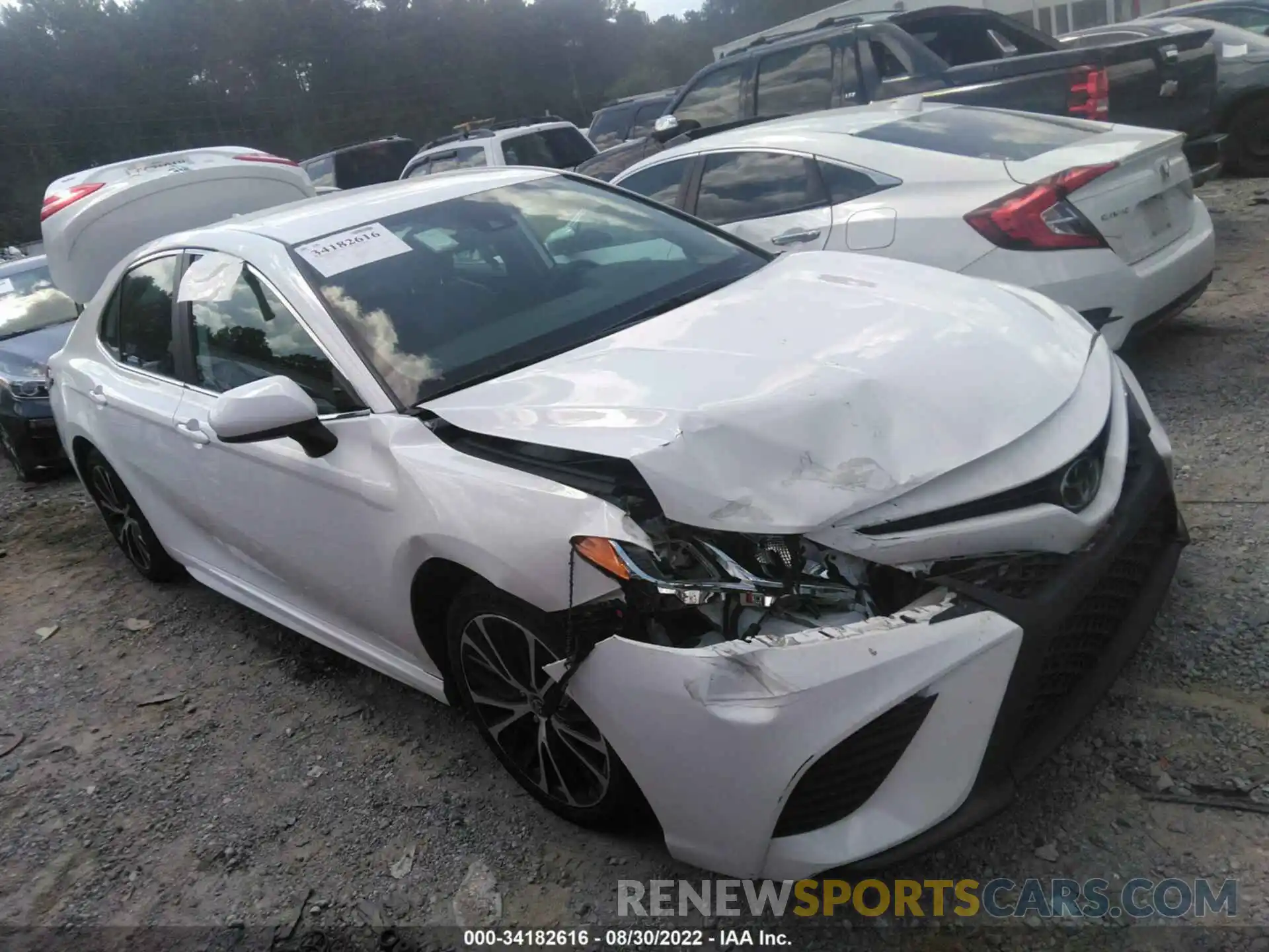 1 Photograph of a damaged car 4T1G11AK9LU359180 TOYOTA CAMRY 2020