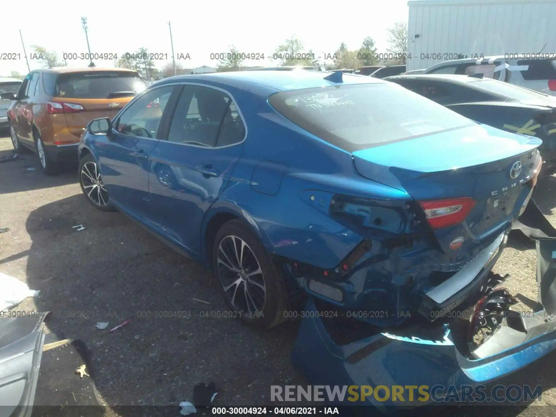 3 Photograph of a damaged car 4T1G11AK9LU376416 TOYOTA CAMRY 2020