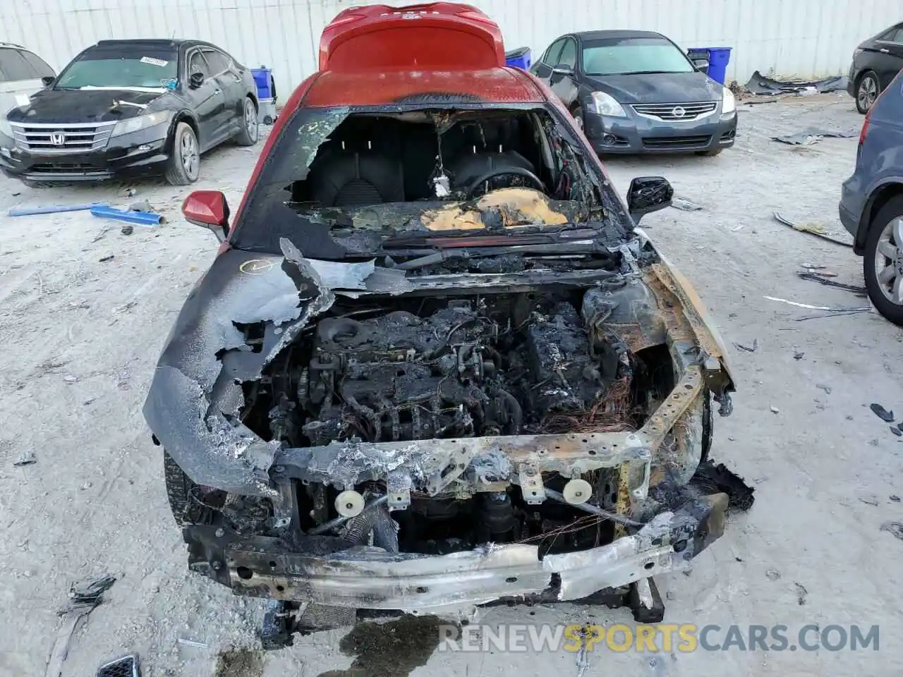 9 Photograph of a damaged car 4T1G11AK9LU383995 TOYOTA CAMRY 2020