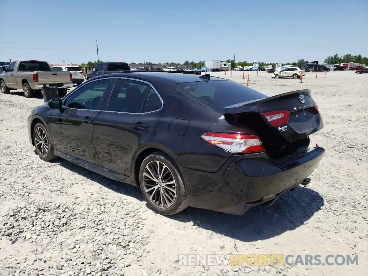 3 Photograph of a damaged car 4T1G11AK9LU384824 TOYOTA CAMRY 2020