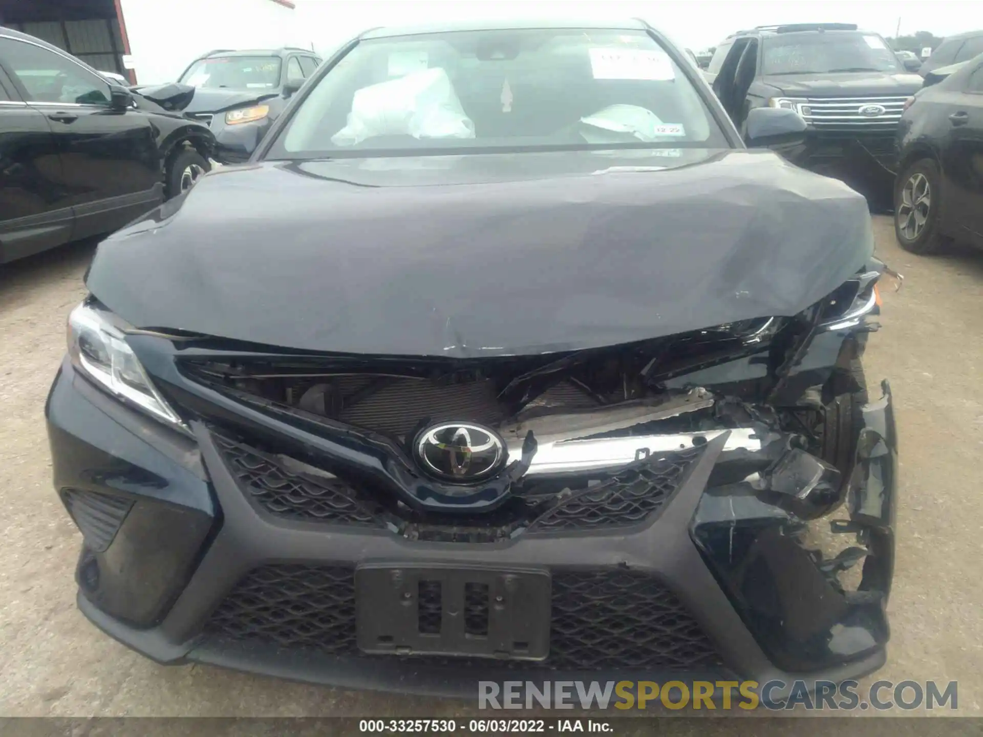 6 Photograph of a damaged car 4T1G11AK9LU386721 TOYOTA CAMRY 2020