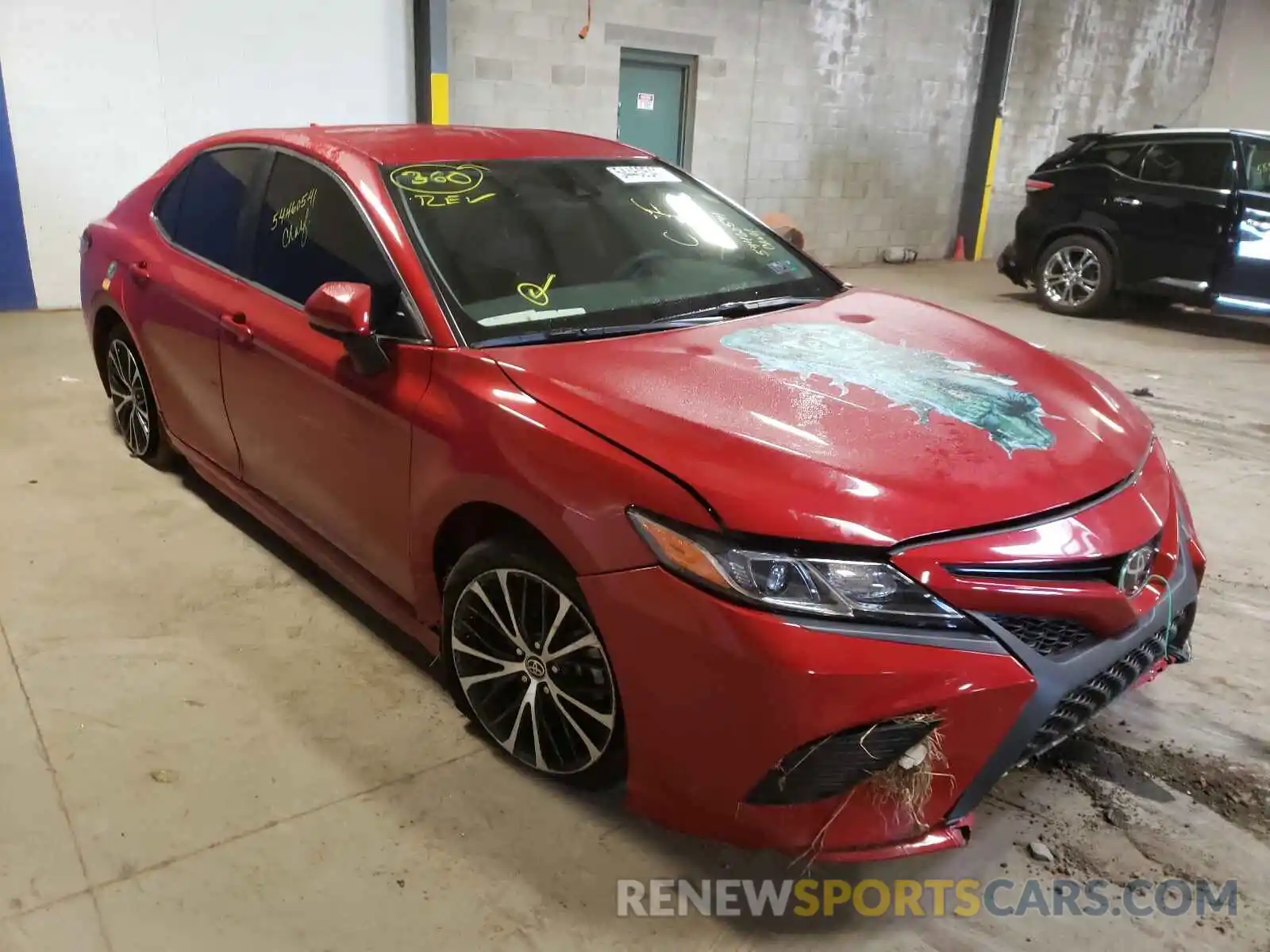 1 Photograph of a damaged car 4T1G11AK9LU389800 TOYOTA CAMRY 2020