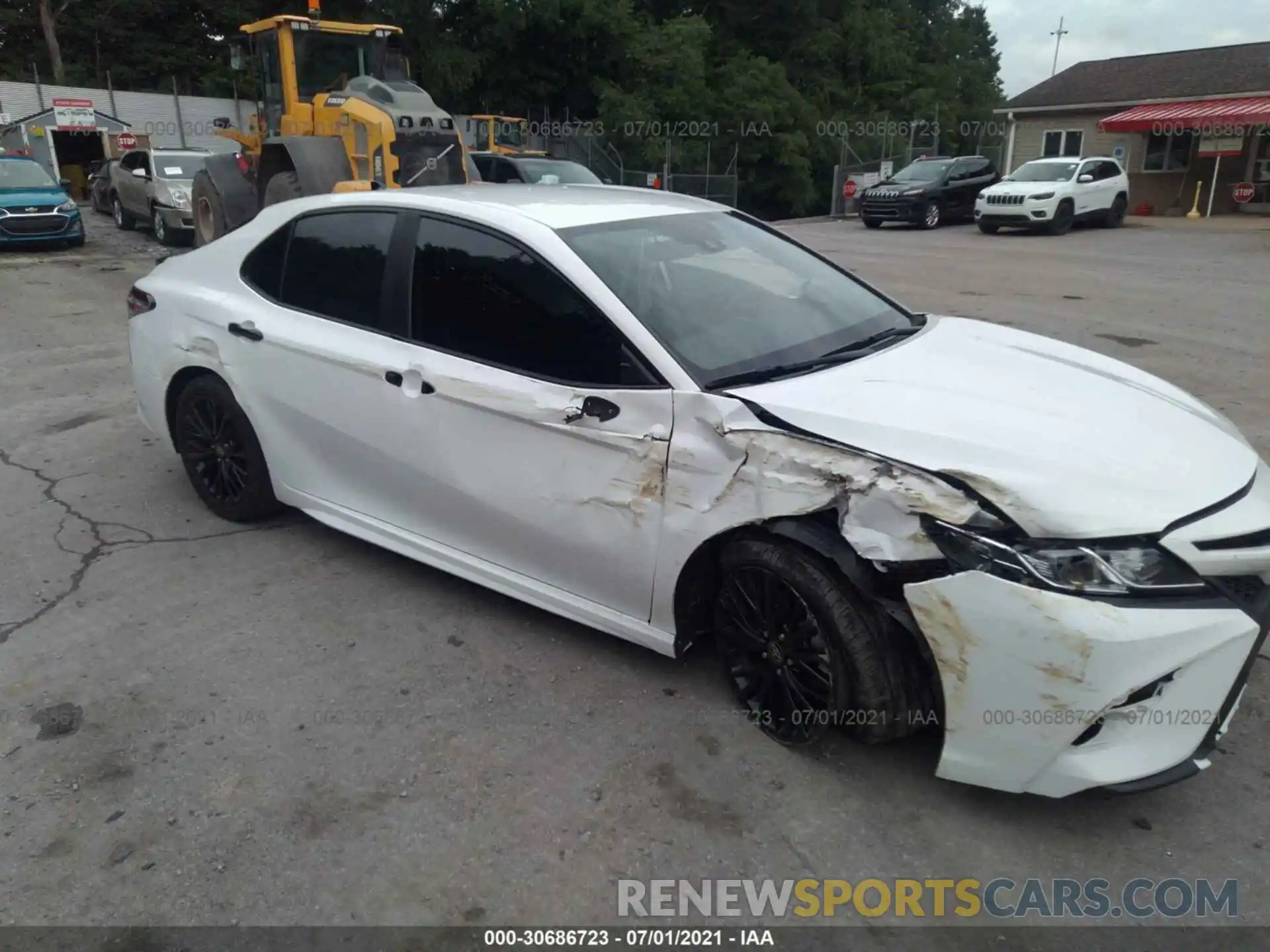 6 Photograph of a damaged car 4T1G11AK9LU396942 TOYOTA CAMRY 2020