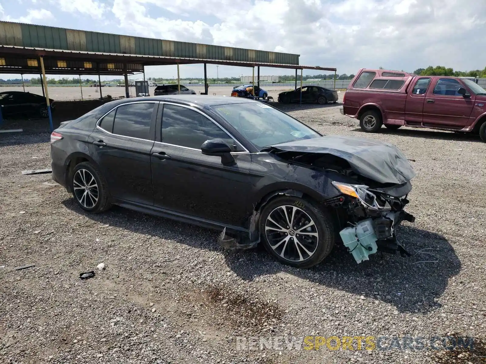 1 Photograph of a damaged car 4T1G11AK9LU502676 TOYOTA CAMRY 2020