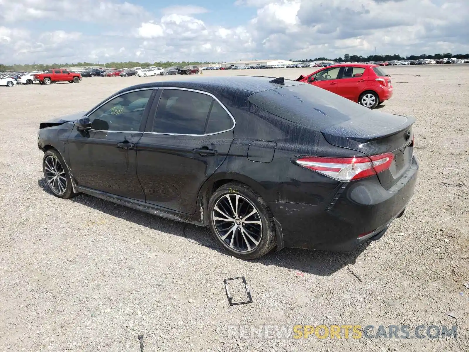 3 Photograph of a damaged car 4T1G11AK9LU502676 TOYOTA CAMRY 2020