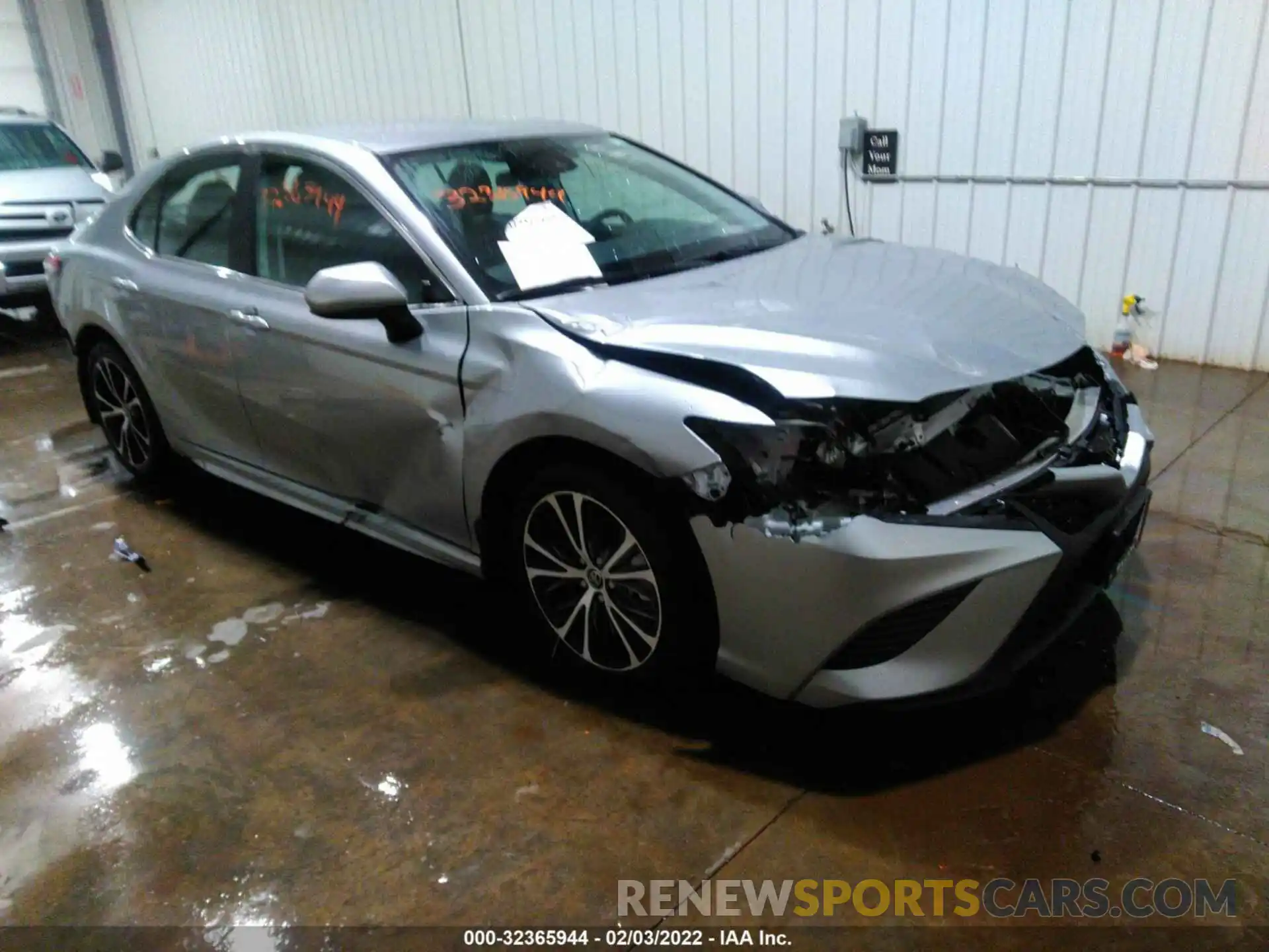 1 Photograph of a damaged car 4T1G11AK9LU503567 TOYOTA CAMRY 2020