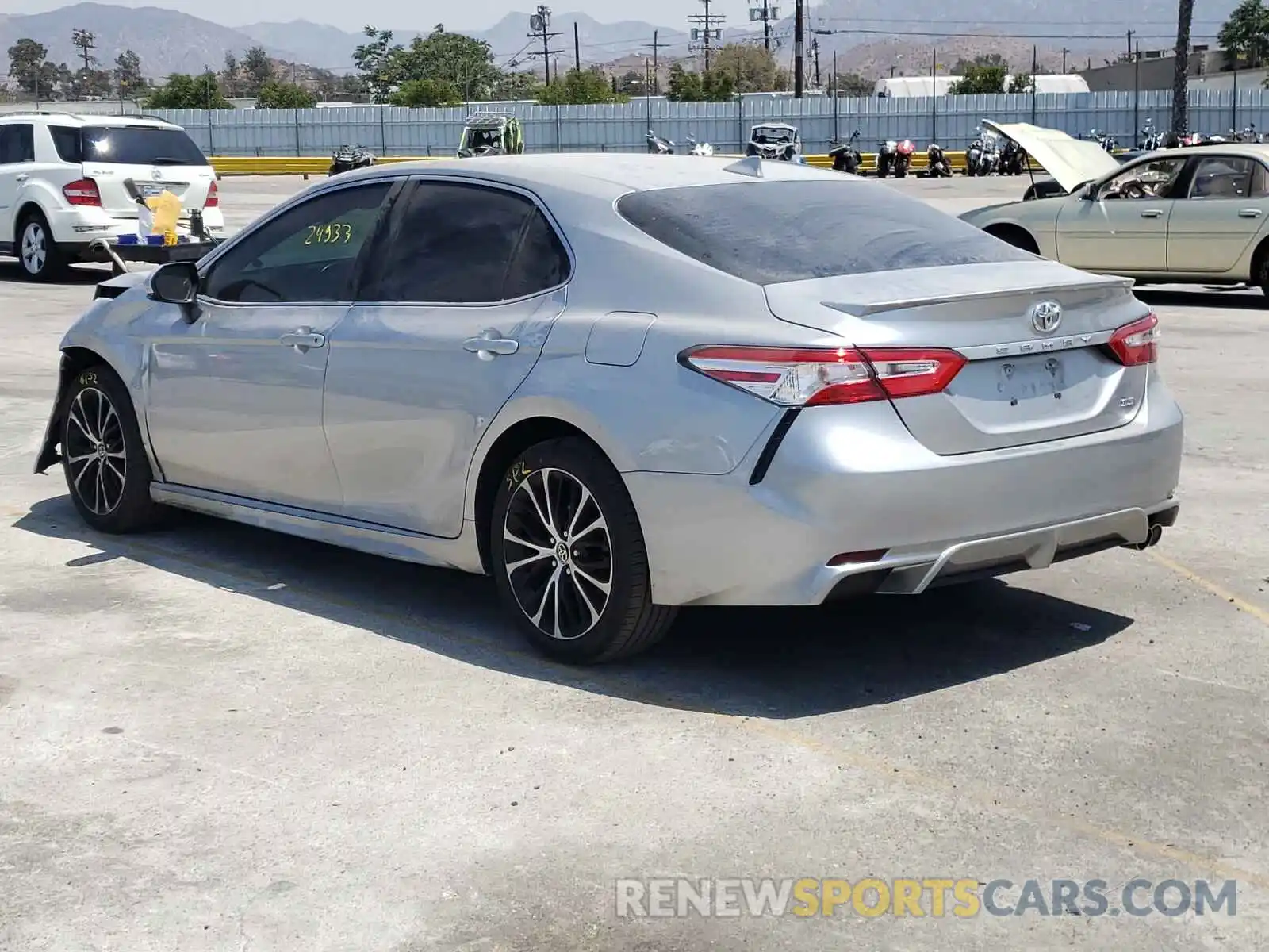 3 Photograph of a damaged car 4T1G11AK9LU504332 TOYOTA CAMRY 2020