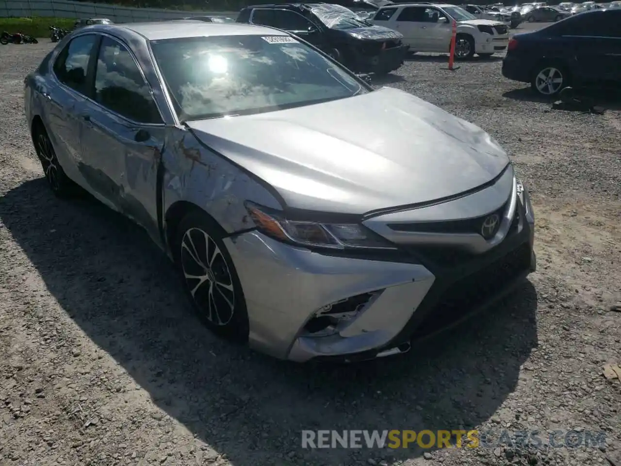 1 Photograph of a damaged car 4T1G11AK9LU504508 TOYOTA CAMRY 2020