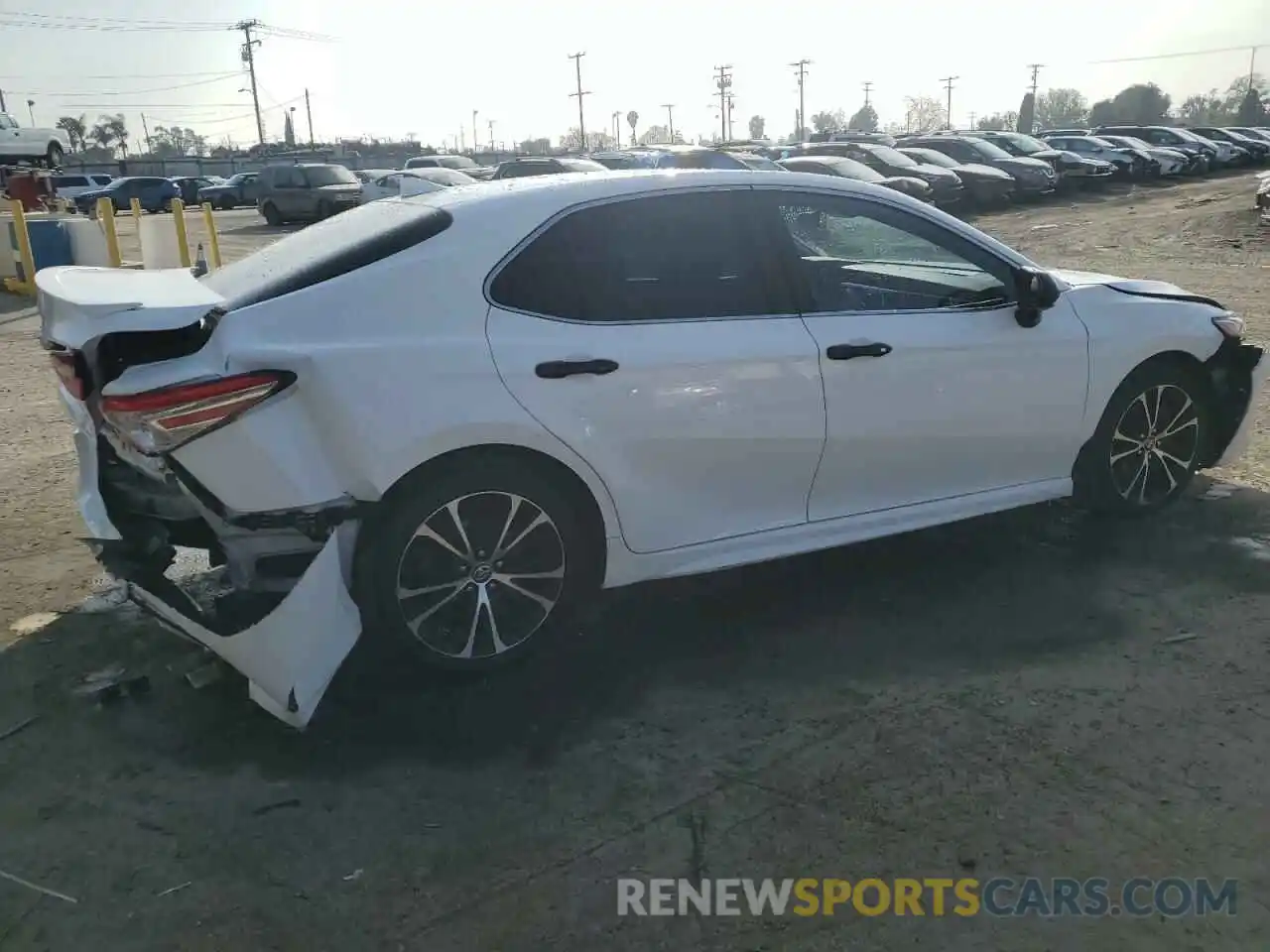 3 Photograph of a damaged car 4T1G11AK9LU505111 TOYOTA CAMRY 2020