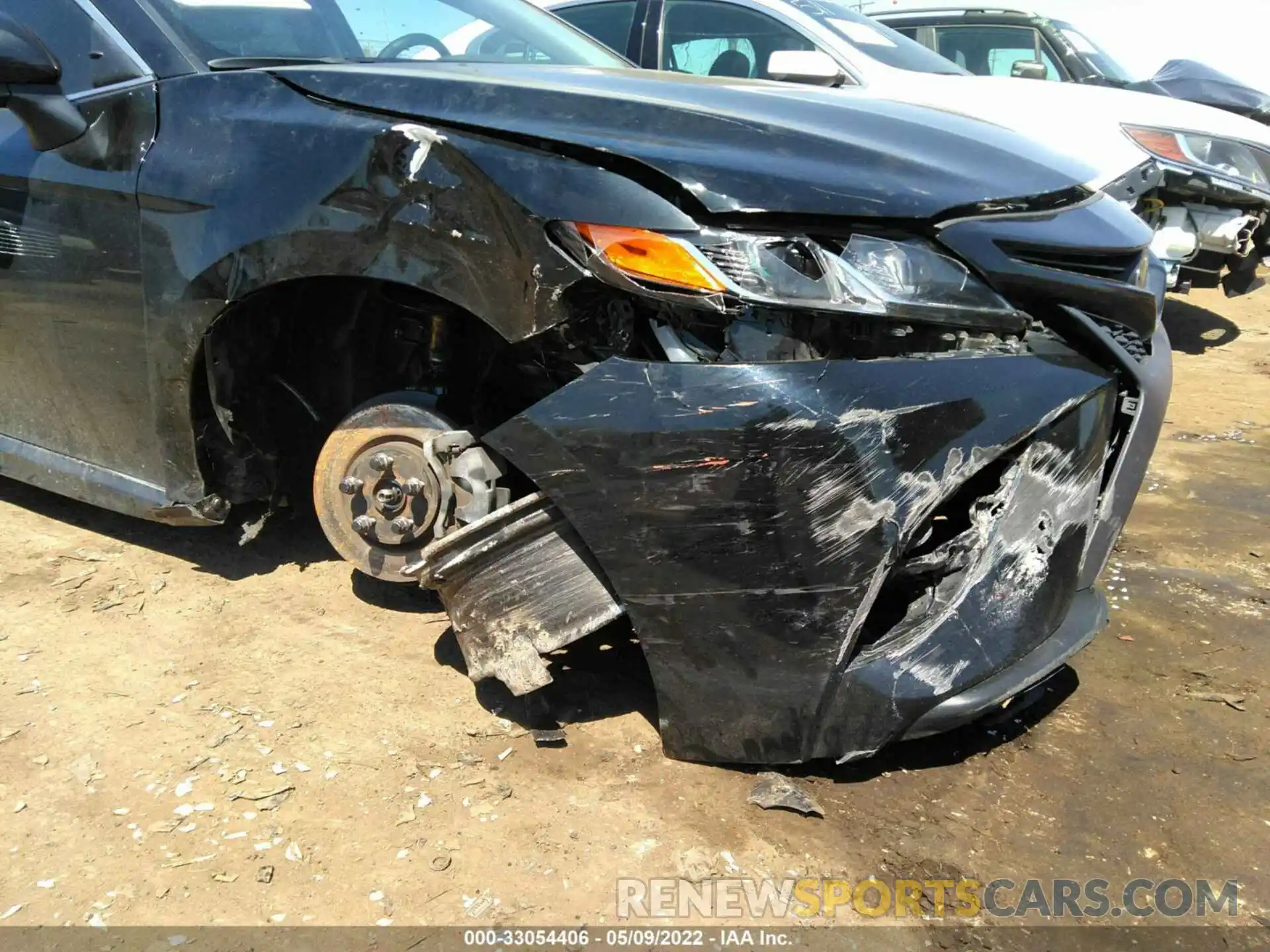 6 Photograph of a damaged car 4T1G11AK9LU506307 TOYOTA CAMRY 2020