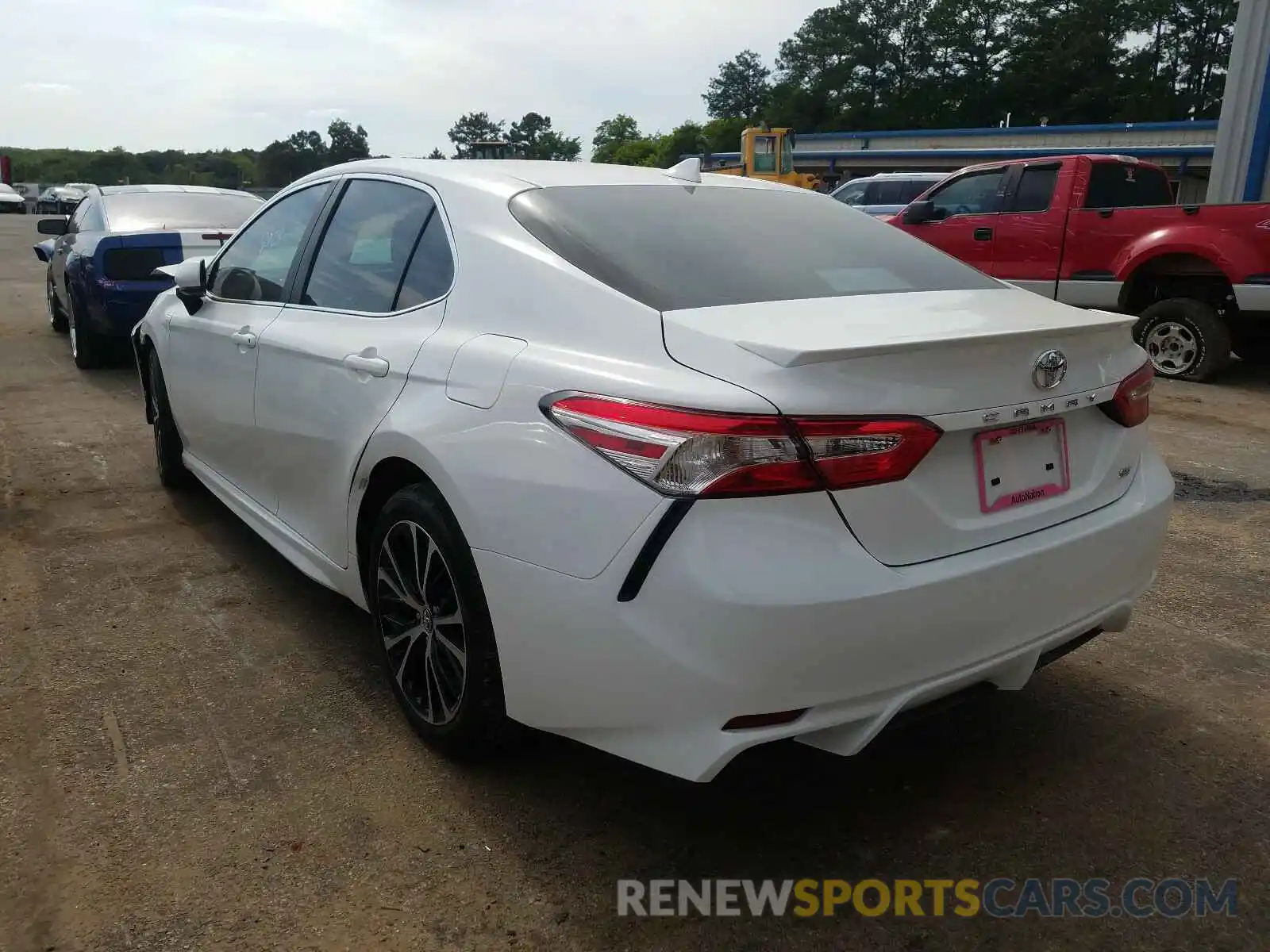 3 Photograph of a damaged car 4T1G11AK9LU861641 TOYOTA CAMRY 2020