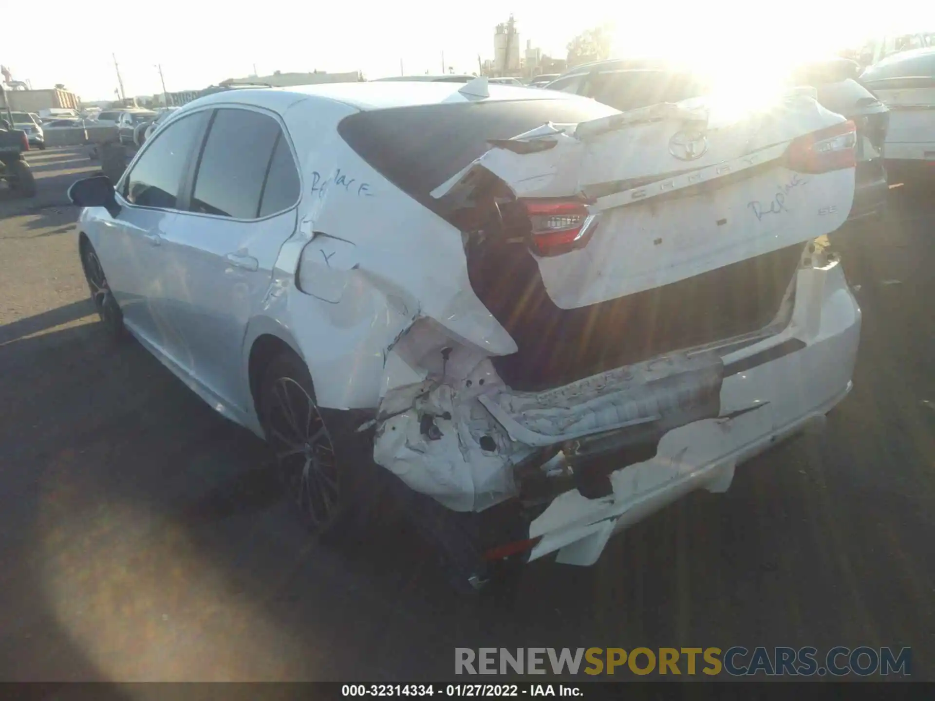 3 Photograph of a damaged car 4T1G11AK9LU868802 TOYOTA CAMRY 2020