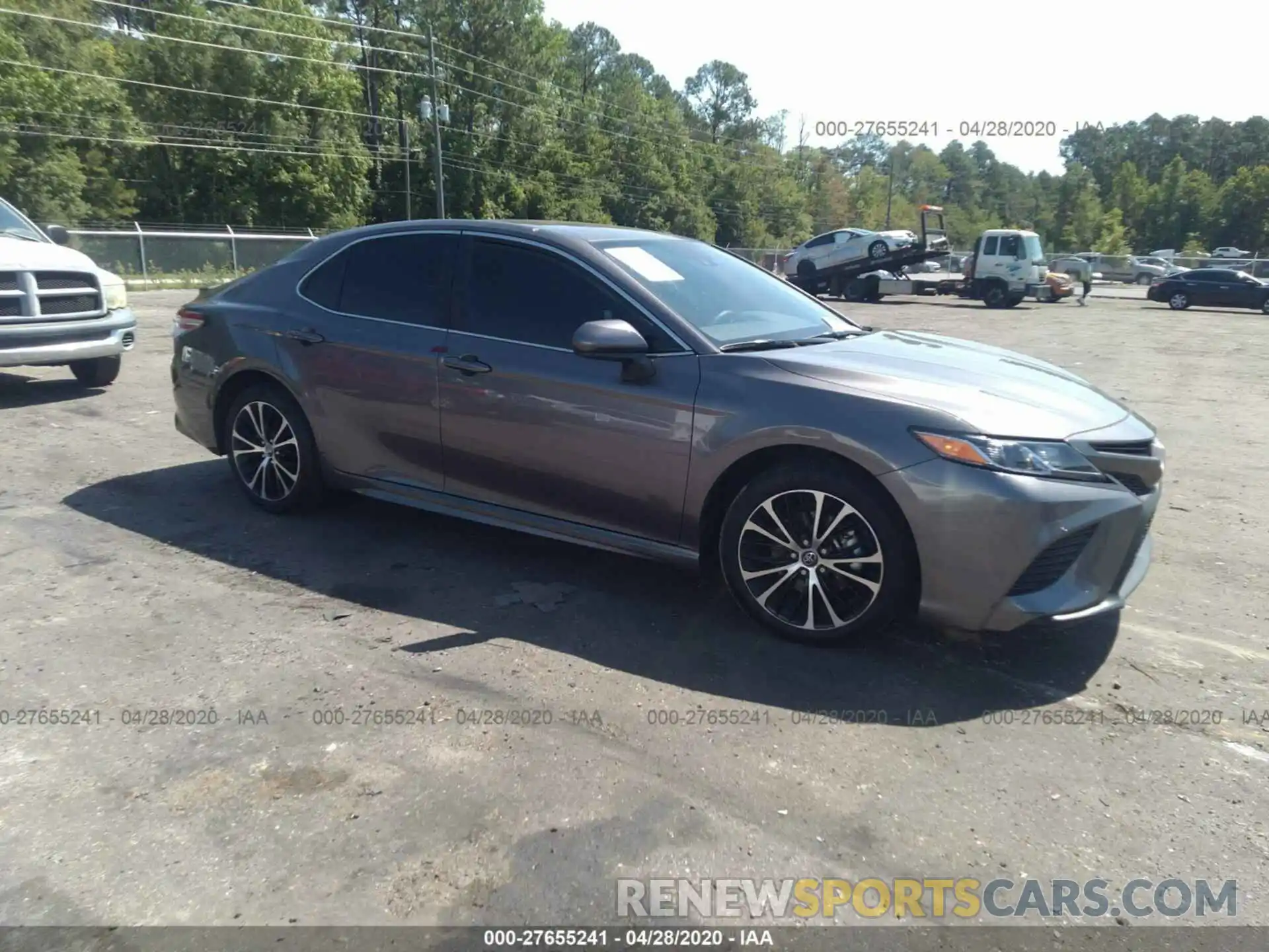 1 Photograph of a damaged car 4T1G11AK9LU872106 TOYOTA CAMRY 2020