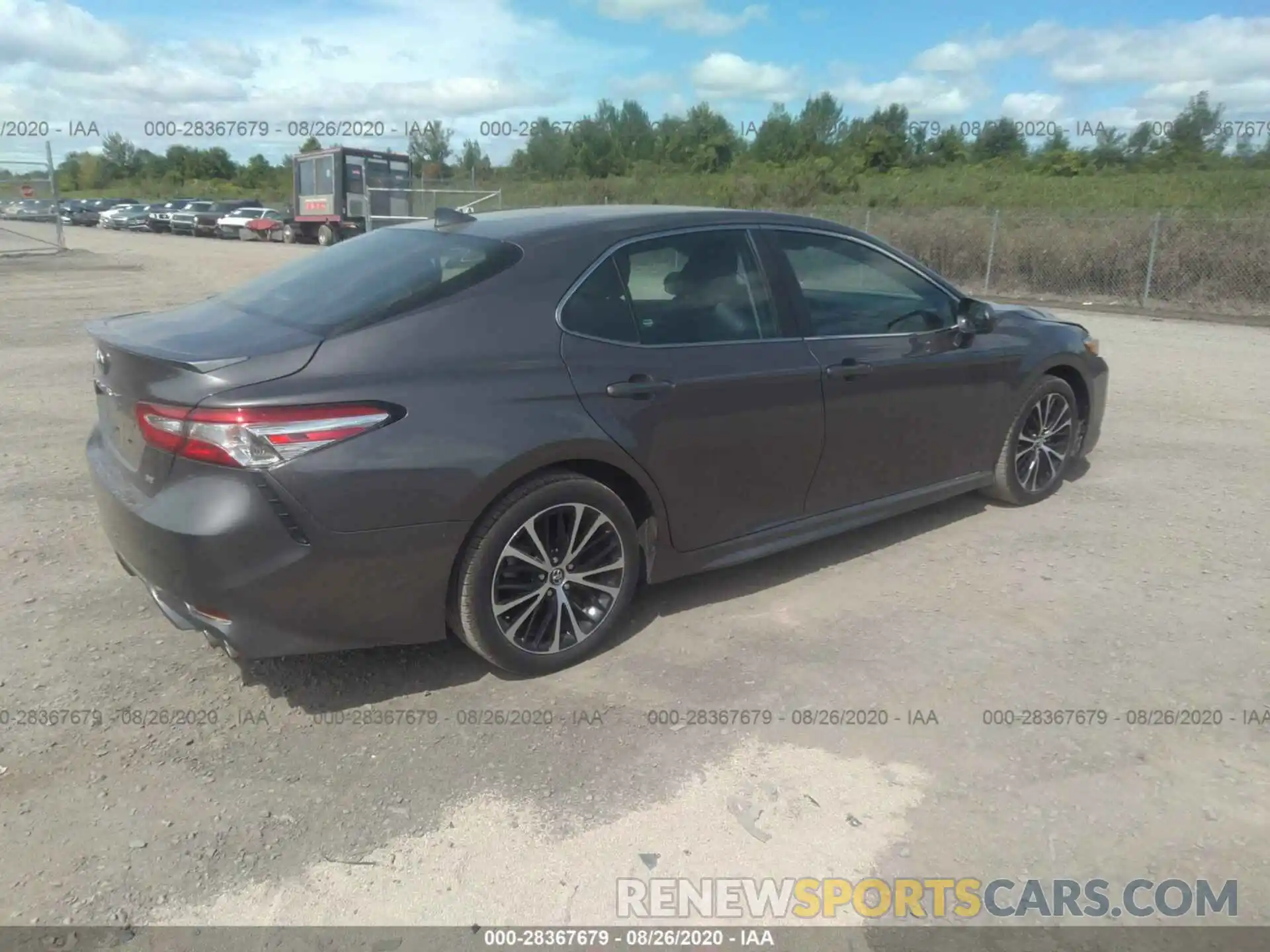 4 Photograph of a damaged car 4T1G11AK9LU886538 TOYOTA CAMRY 2020