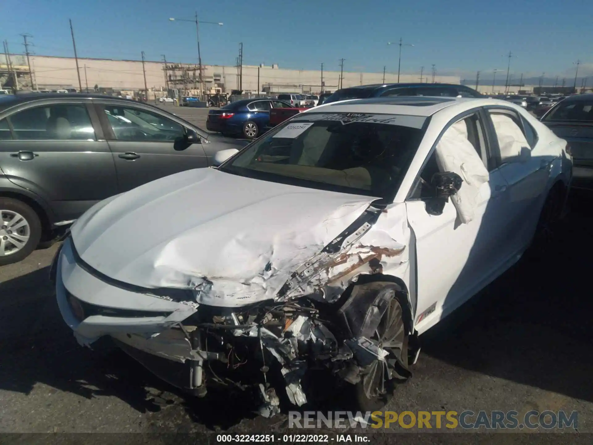 2 Photograph of a damaged car 4T1G11AK9LU887091 TOYOTA CAMRY 2020