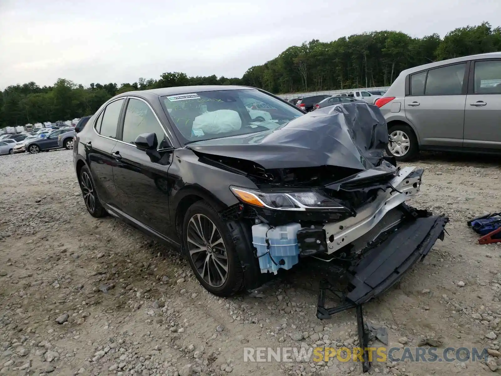 1 Photograph of a damaged car 4T1G11AK9LU889195 TOYOTA CAMRY 2020