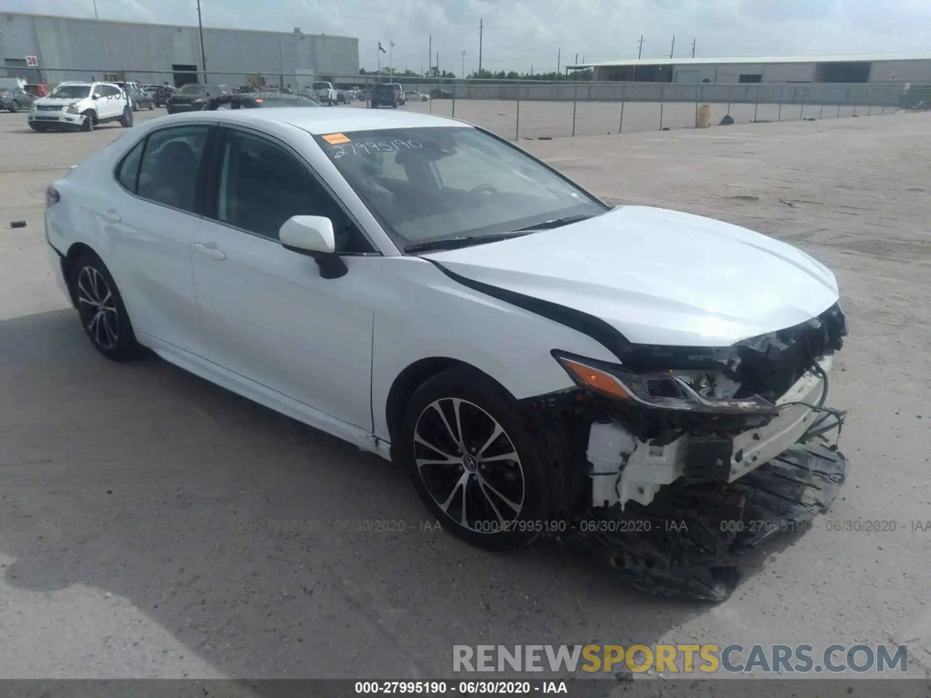 1 Photograph of a damaged car 4T1G11AK9LU891609 TOYOTA CAMRY 2020