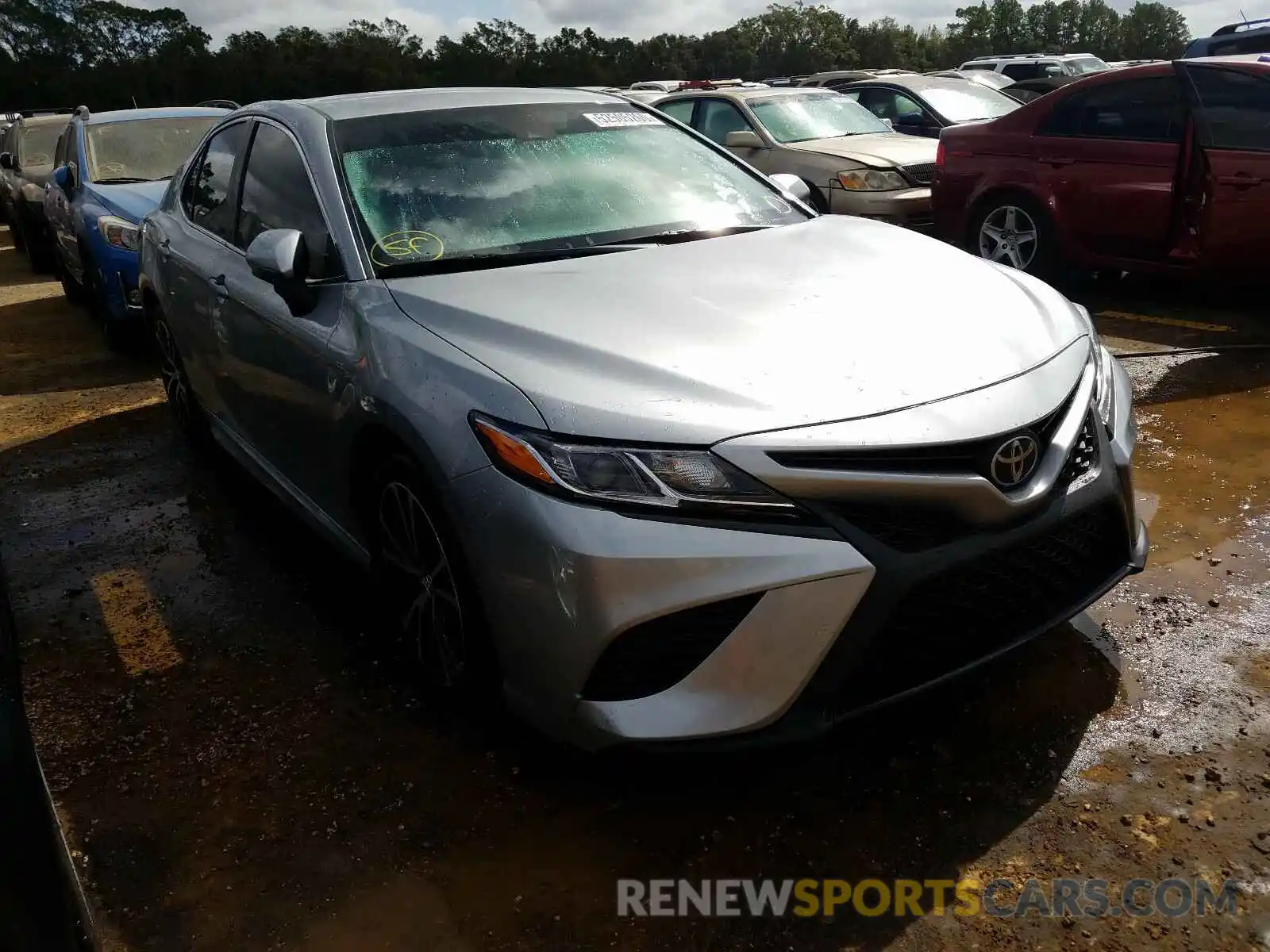 1 Photograph of a damaged car 4T1G11AK9LU893022 TOYOTA CAMRY 2020