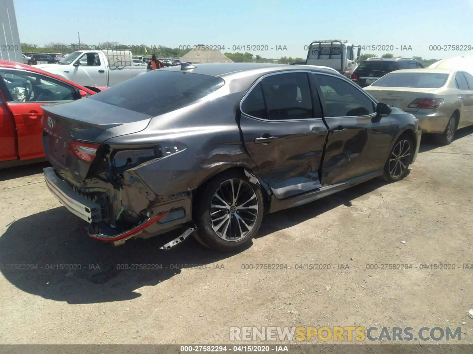 4 Photograph of a damaged car 4T1G11AK9LU898138 TOYOTA CAMRY 2020