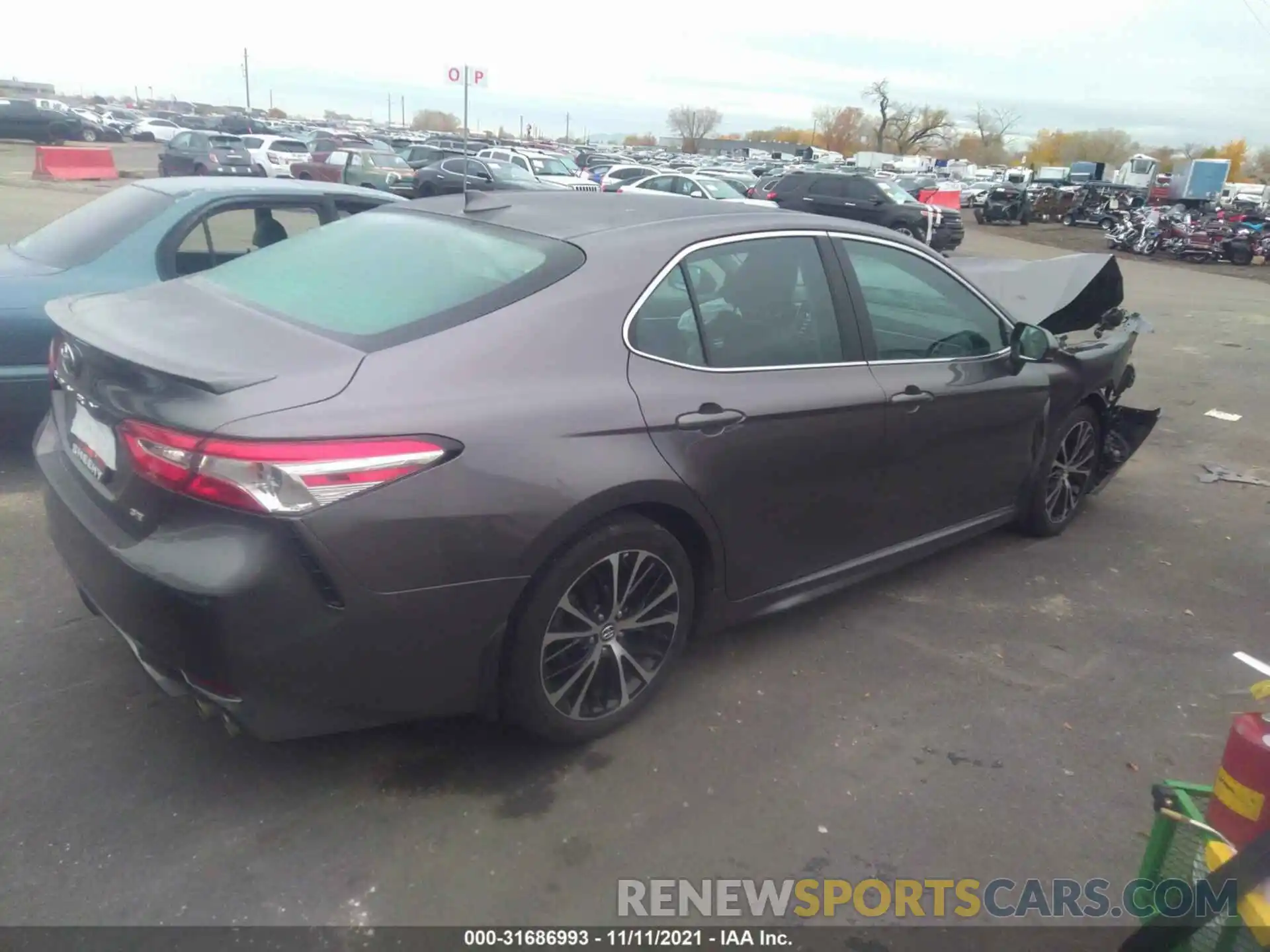 4 Photograph of a damaged car 4T1G11AK9LU898253 TOYOTA CAMRY 2020