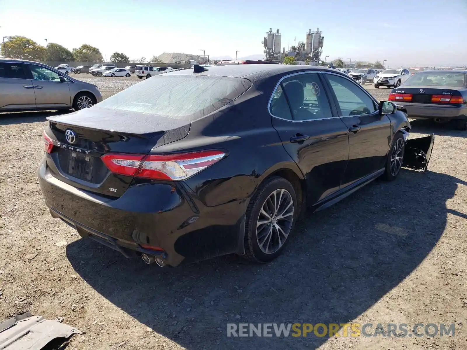 4 Photograph of a damaged car 4T1G11AK9LU902429 TOYOTA CAMRY 2020