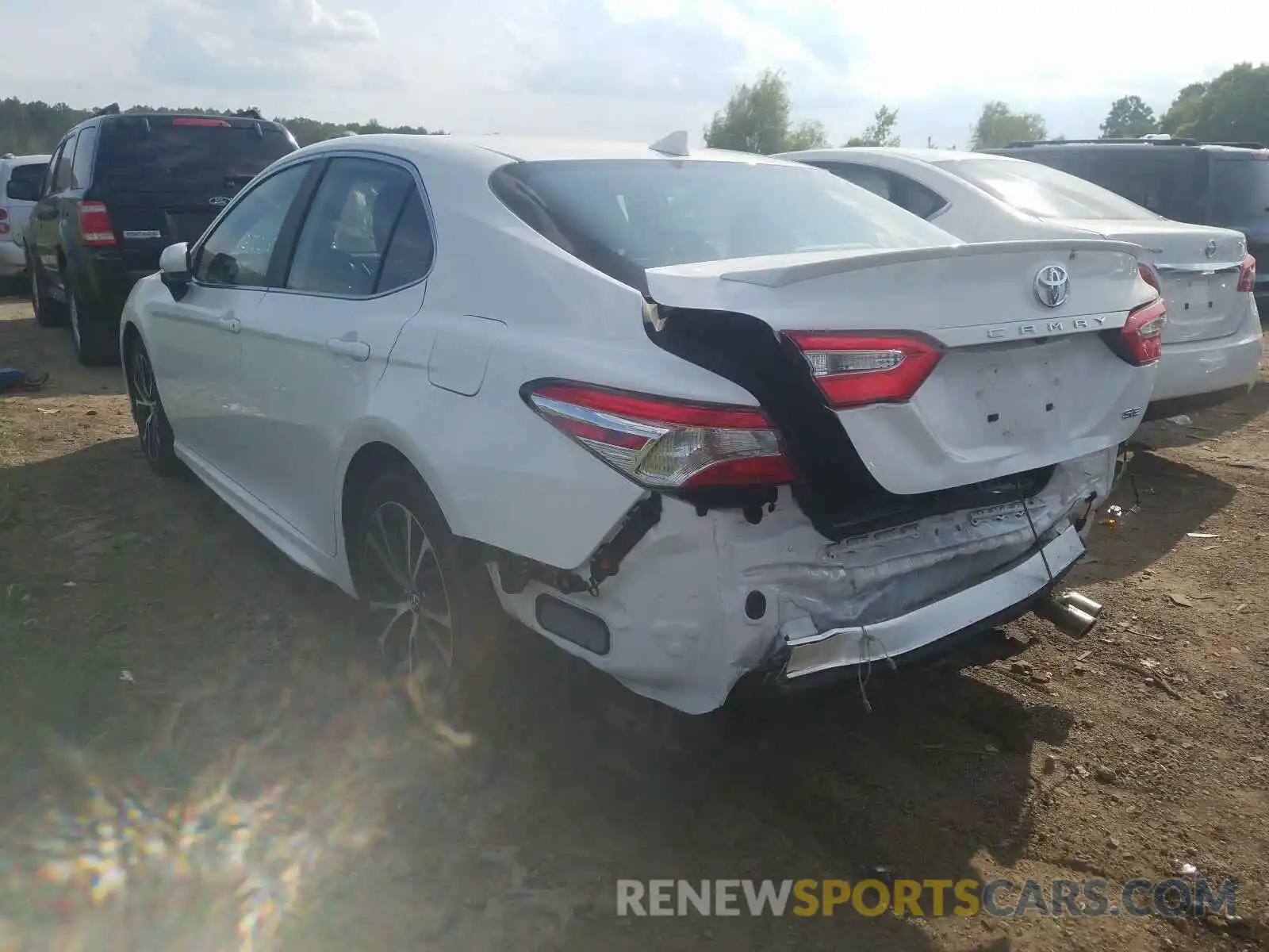 3 Фотография поврежденного автомобиля 4T1G11AK9LU915259 TOYOTA CAMRY 2020