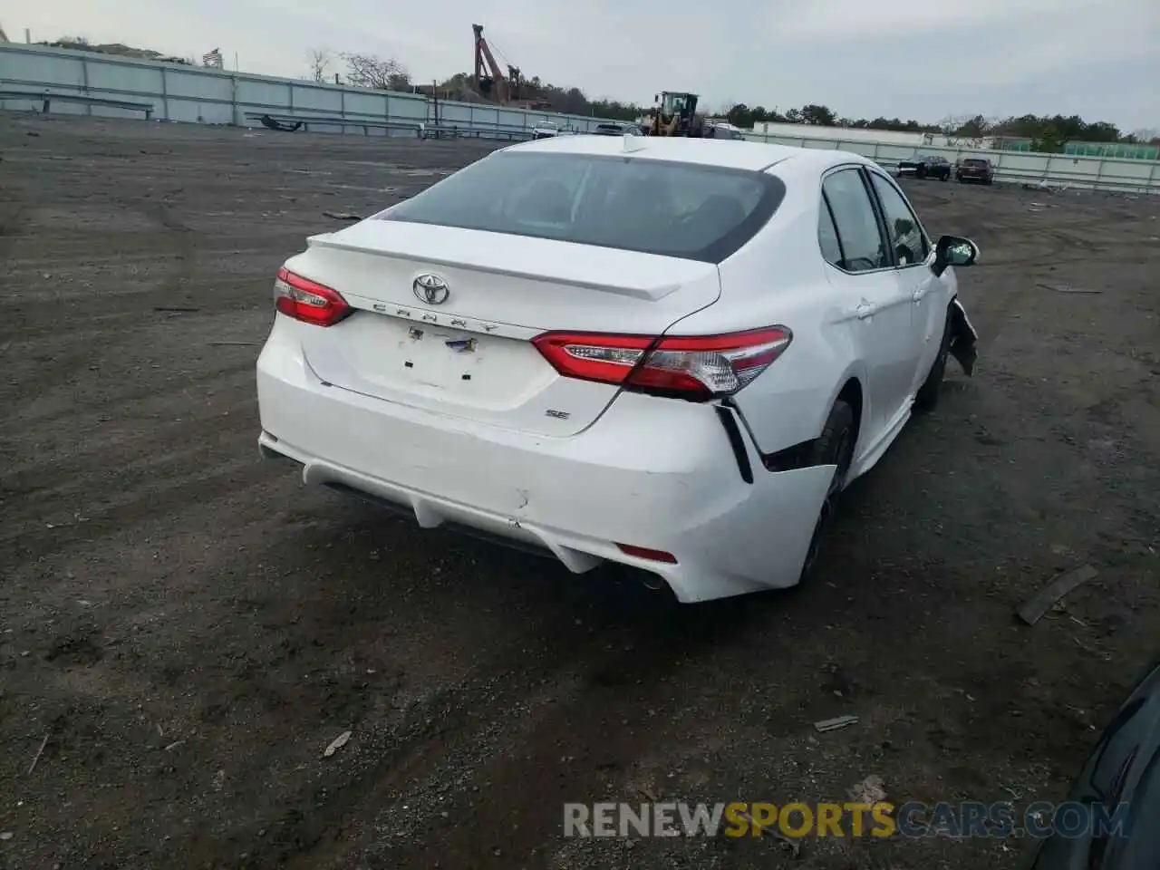 4 Photograph of a damaged car 4T1G11AK9LU928383 TOYOTA CAMRY 2020