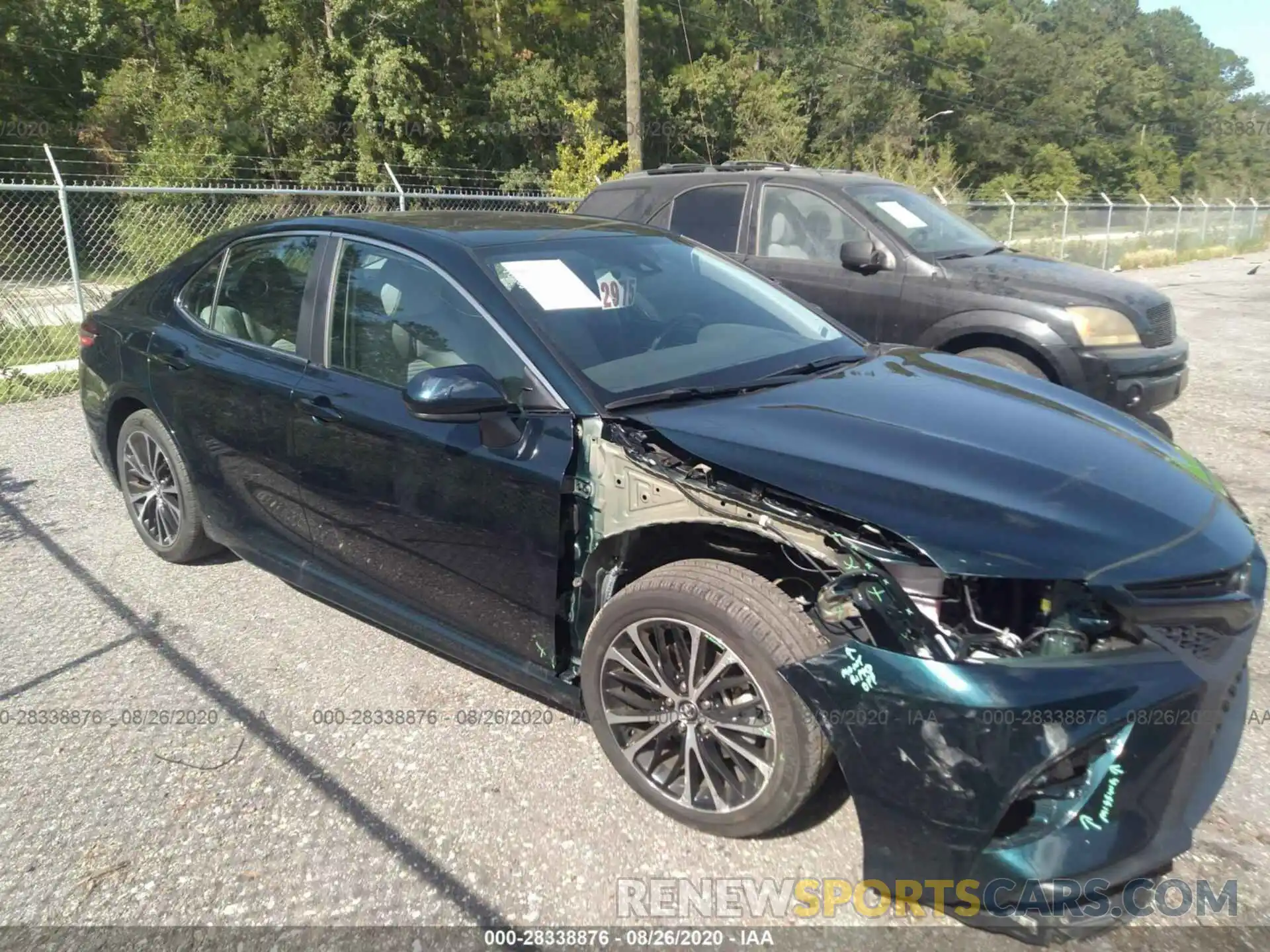 1 Photograph of a damaged car 4T1G11AK9LU928710 TOYOTA CAMRY 2020