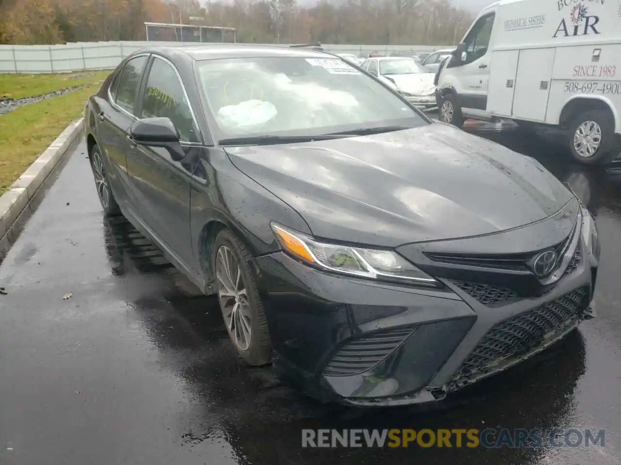 1 Photograph of a damaged car 4T1G11AK9LU928741 TOYOTA CAMRY 2020