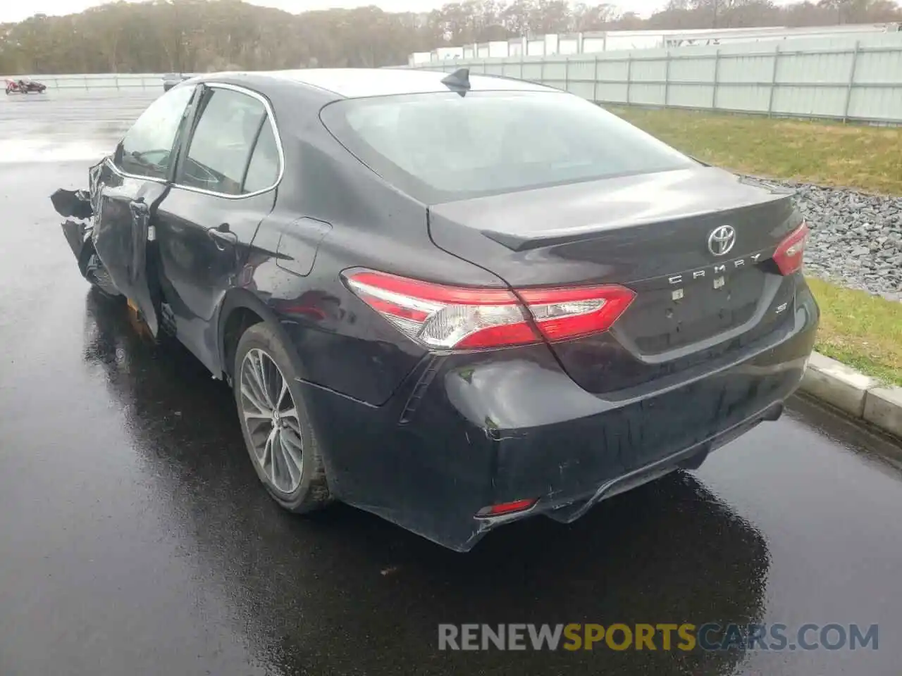 3 Photograph of a damaged car 4T1G11AK9LU928741 TOYOTA CAMRY 2020