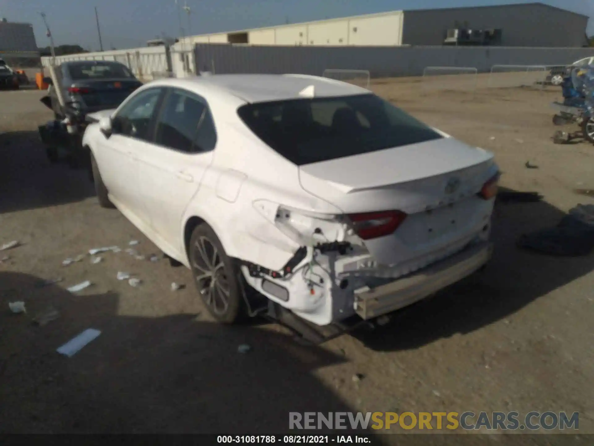 3 Photograph of a damaged car 4T1G11AK9LU929906 TOYOTA CAMRY 2020