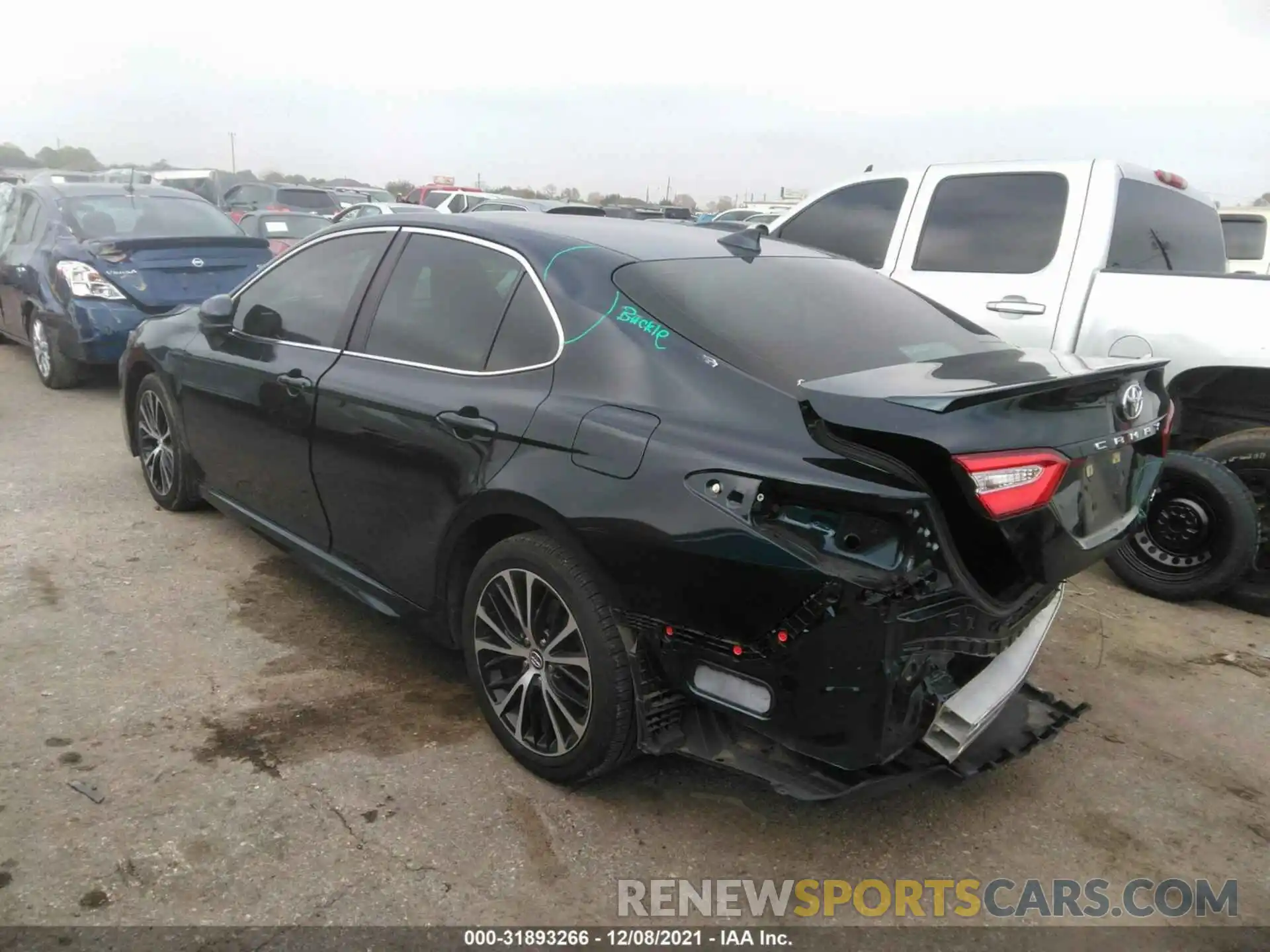 3 Photograph of a damaged car 4T1G11AK9LU930215 TOYOTA CAMRY 2020