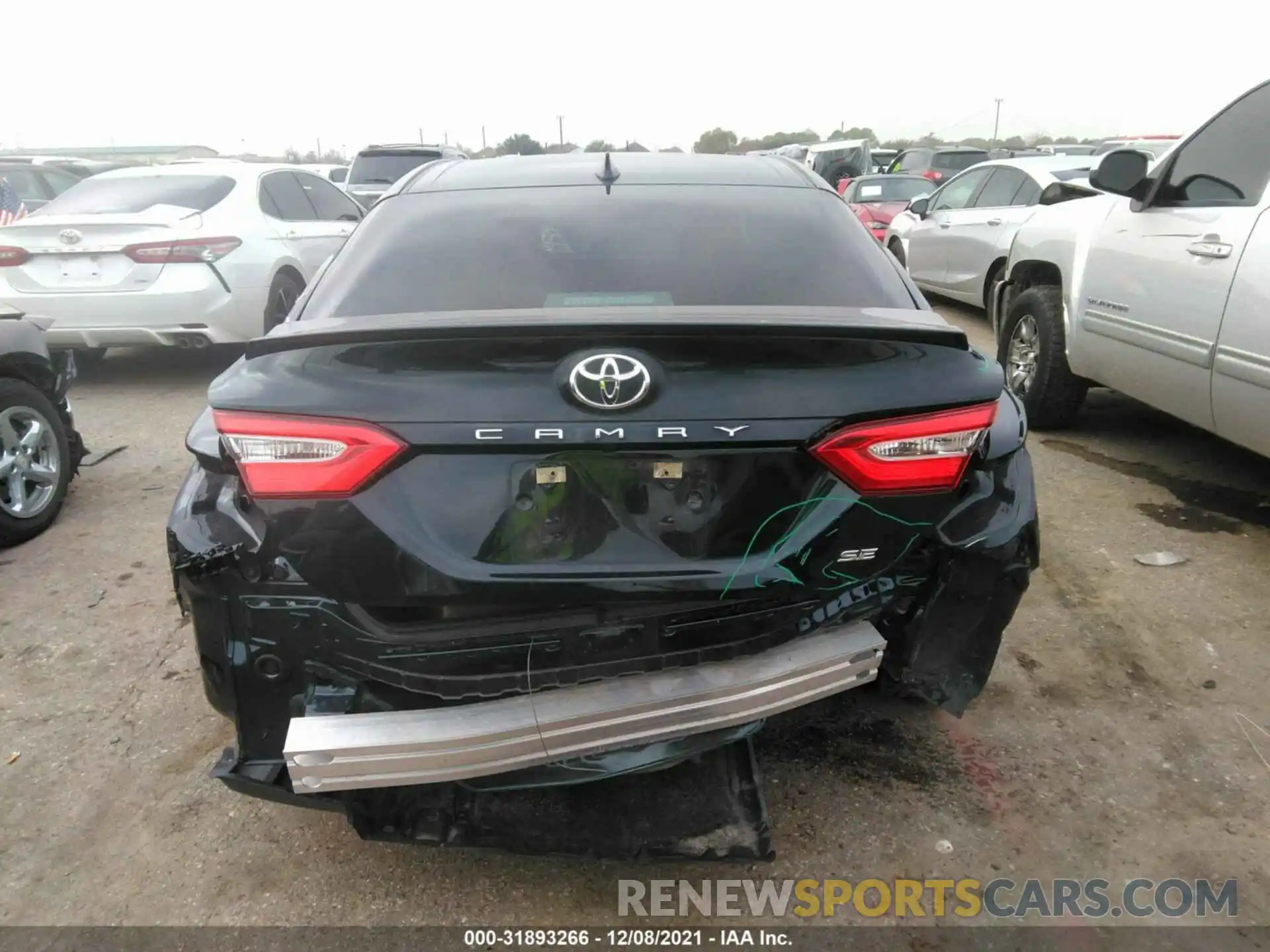 6 Photograph of a damaged car 4T1G11AK9LU930215 TOYOTA CAMRY 2020