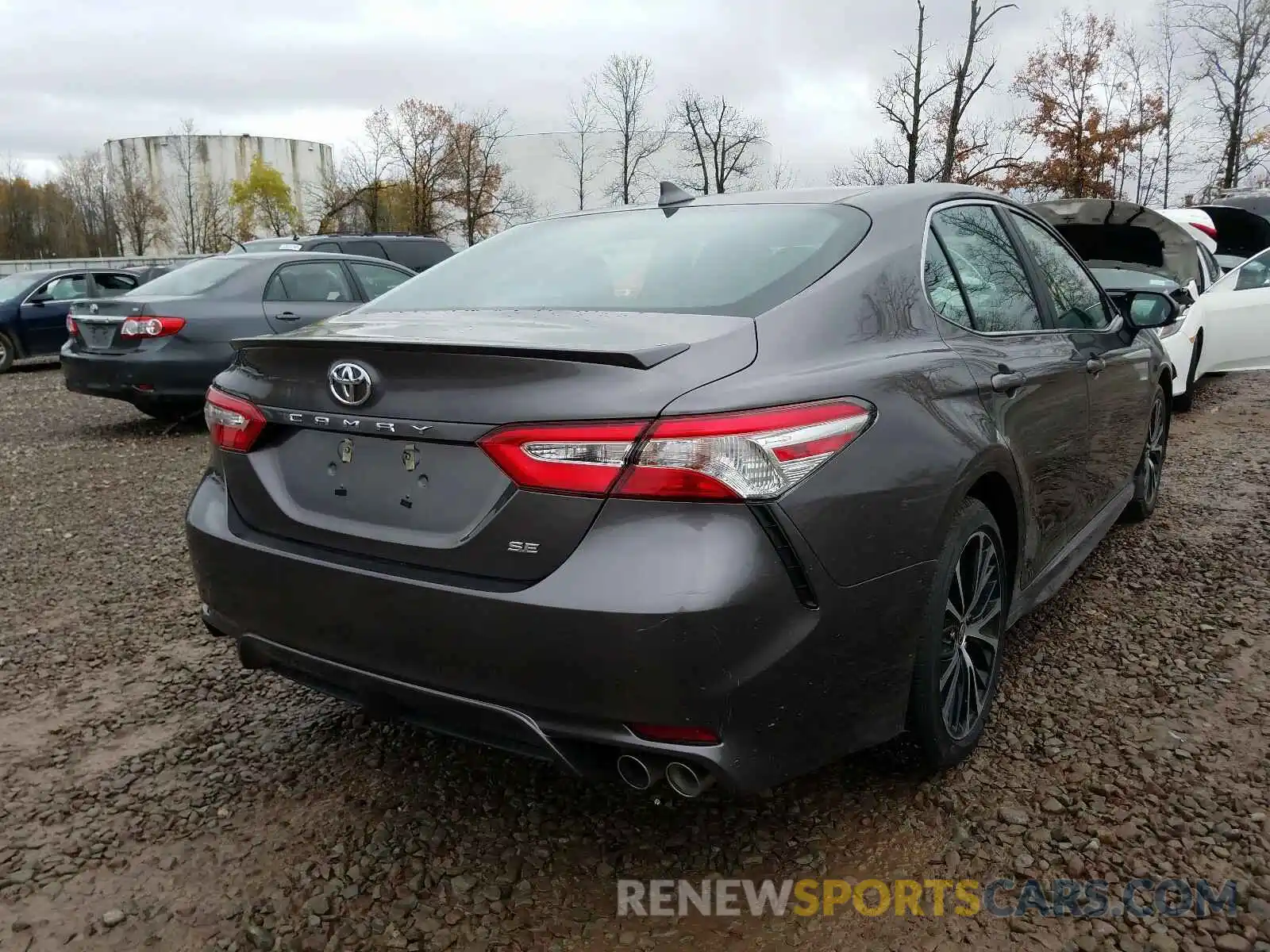 4 Photograph of a damaged car 4T1G11AK9LU932045 TOYOTA CAMRY 2020