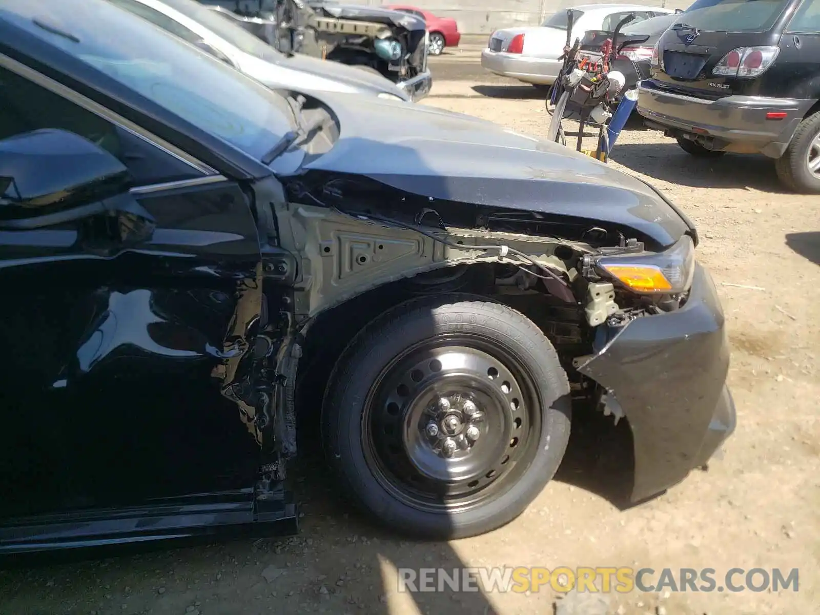 9 Photograph of a damaged car 4T1G11AK9LU932725 TOYOTA CAMRY 2020