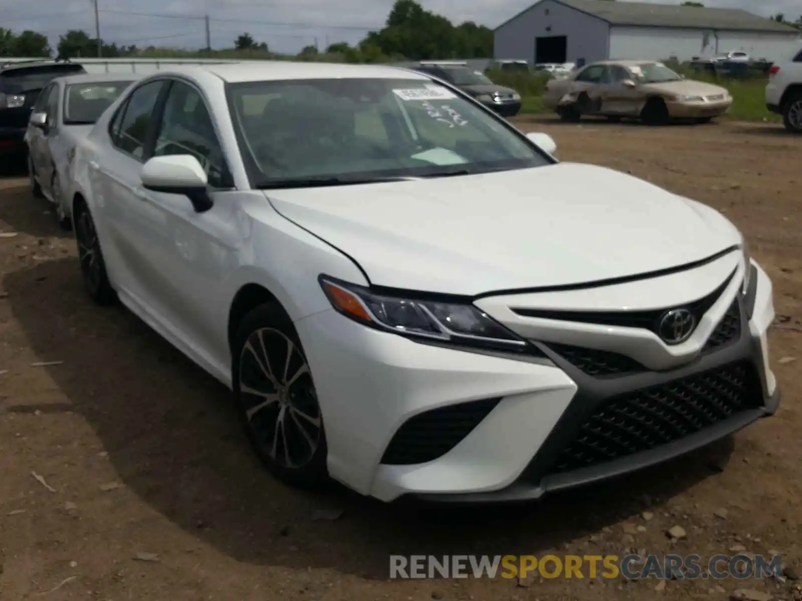 1 Photograph of a damaged car 4T1G11AK9LU933423 TOYOTA CAMRY 2020