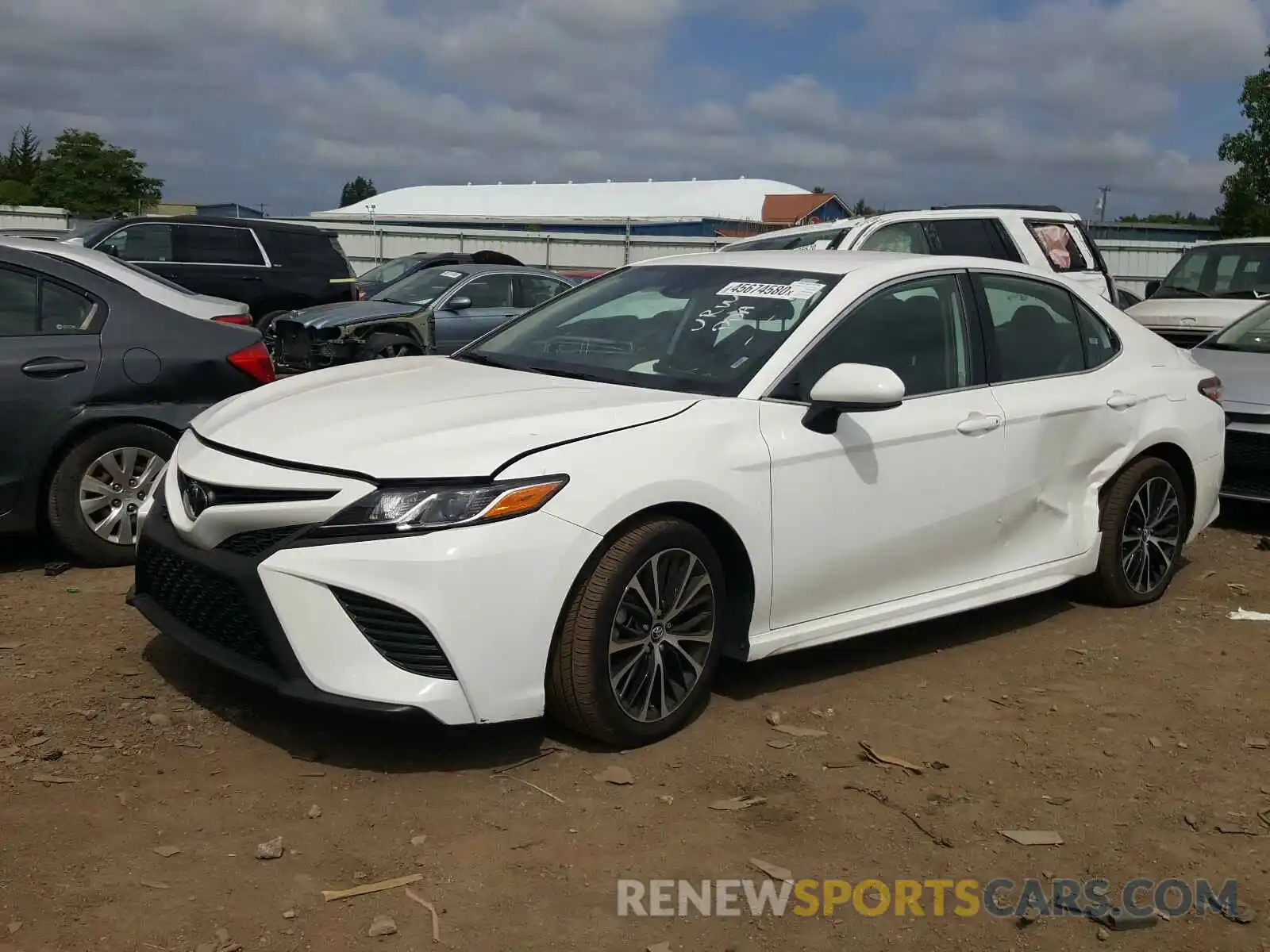 2 Photograph of a damaged car 4T1G11AK9LU933423 TOYOTA CAMRY 2020