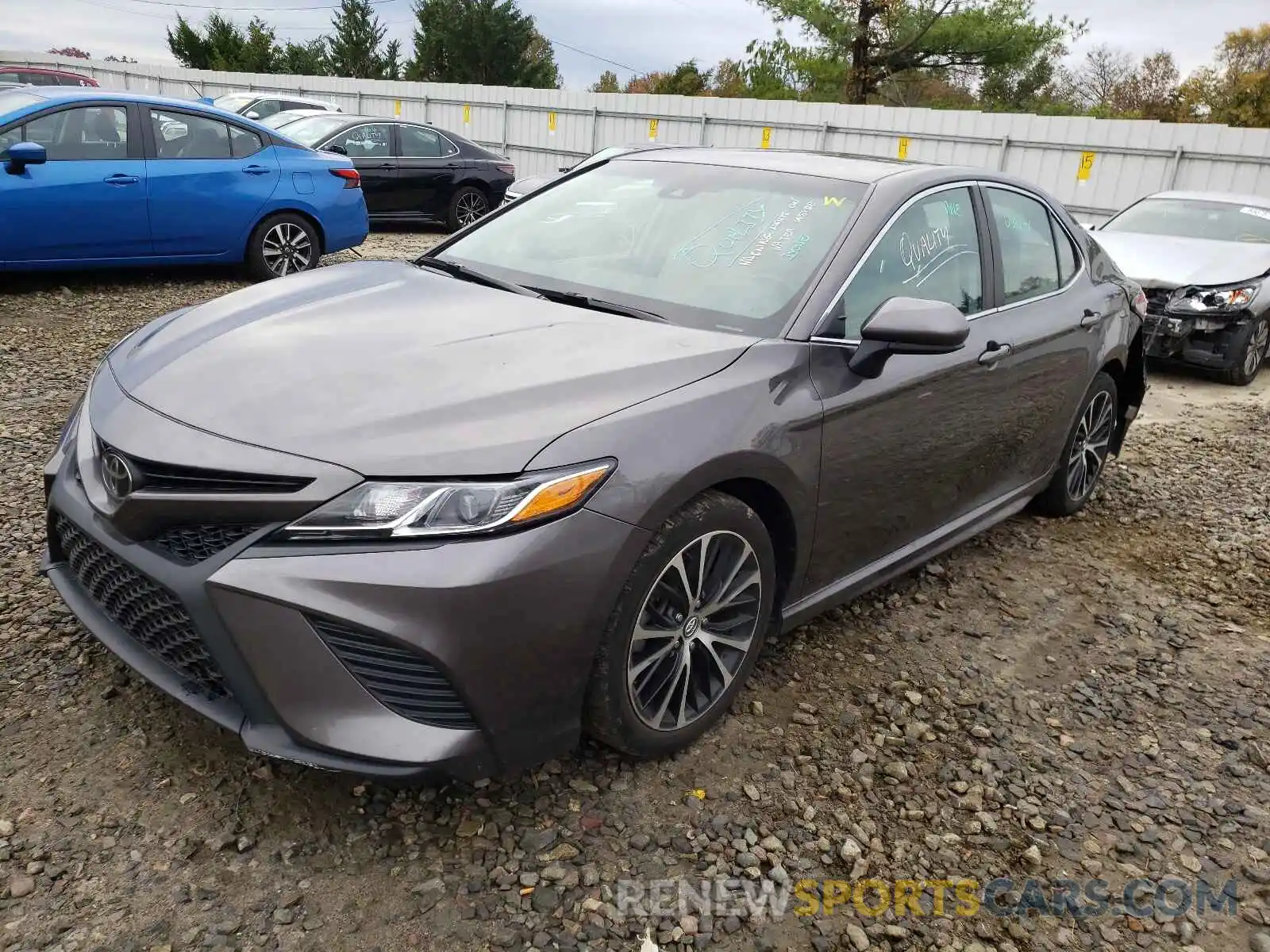 2 Photograph of a damaged car 4T1G11AK9LU941120 TOYOTA CAMRY 2020