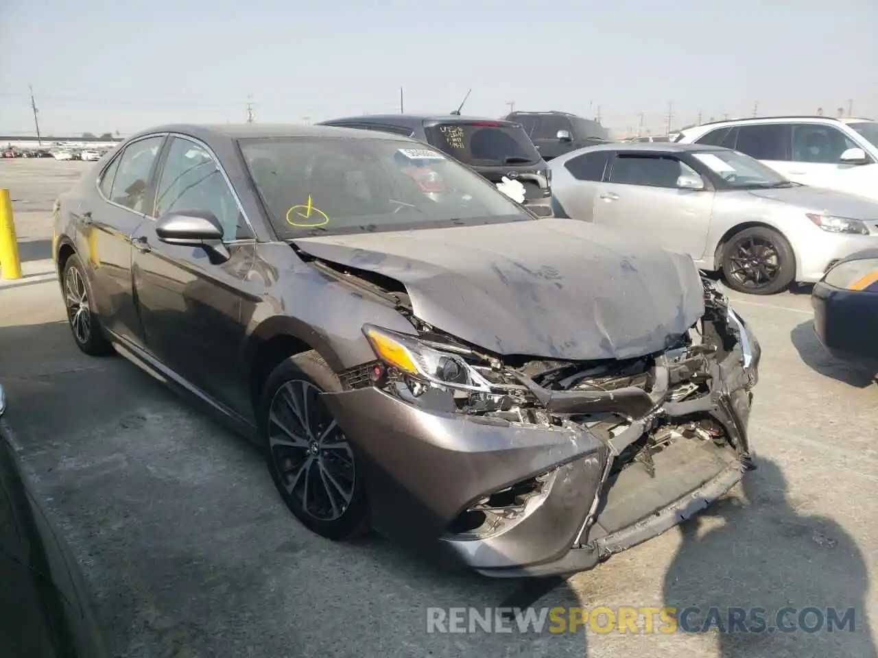 1 Photograph of a damaged car 4T1G11AK9LU941912 TOYOTA CAMRY 2020