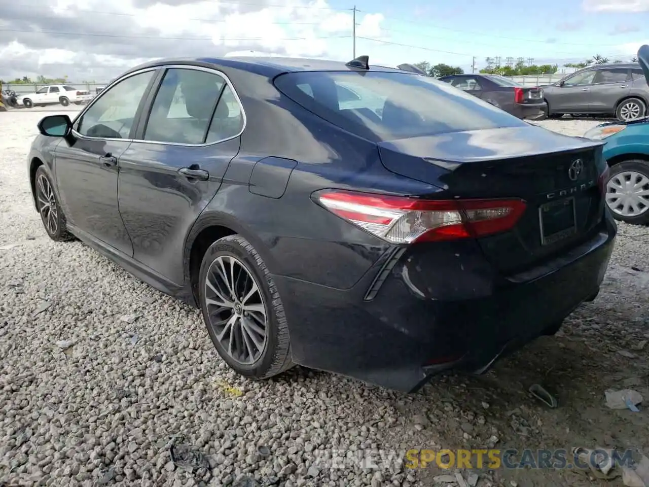 3 Photograph of a damaged car 4T1G11AK9LU942462 TOYOTA CAMRY 2020