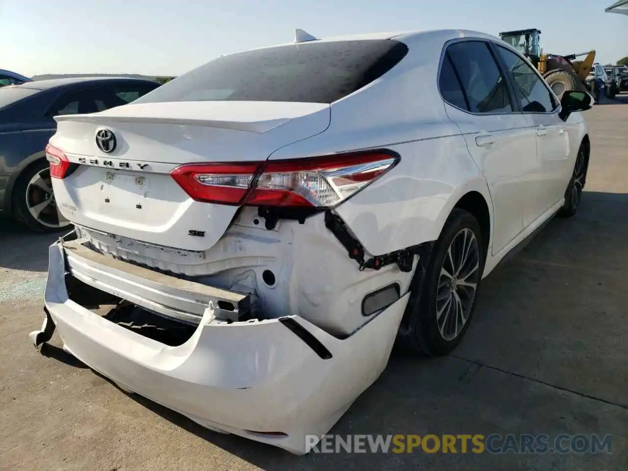 4 Photograph of a damaged car 4T1G11AK9LU952957 TOYOTA CAMRY 2020