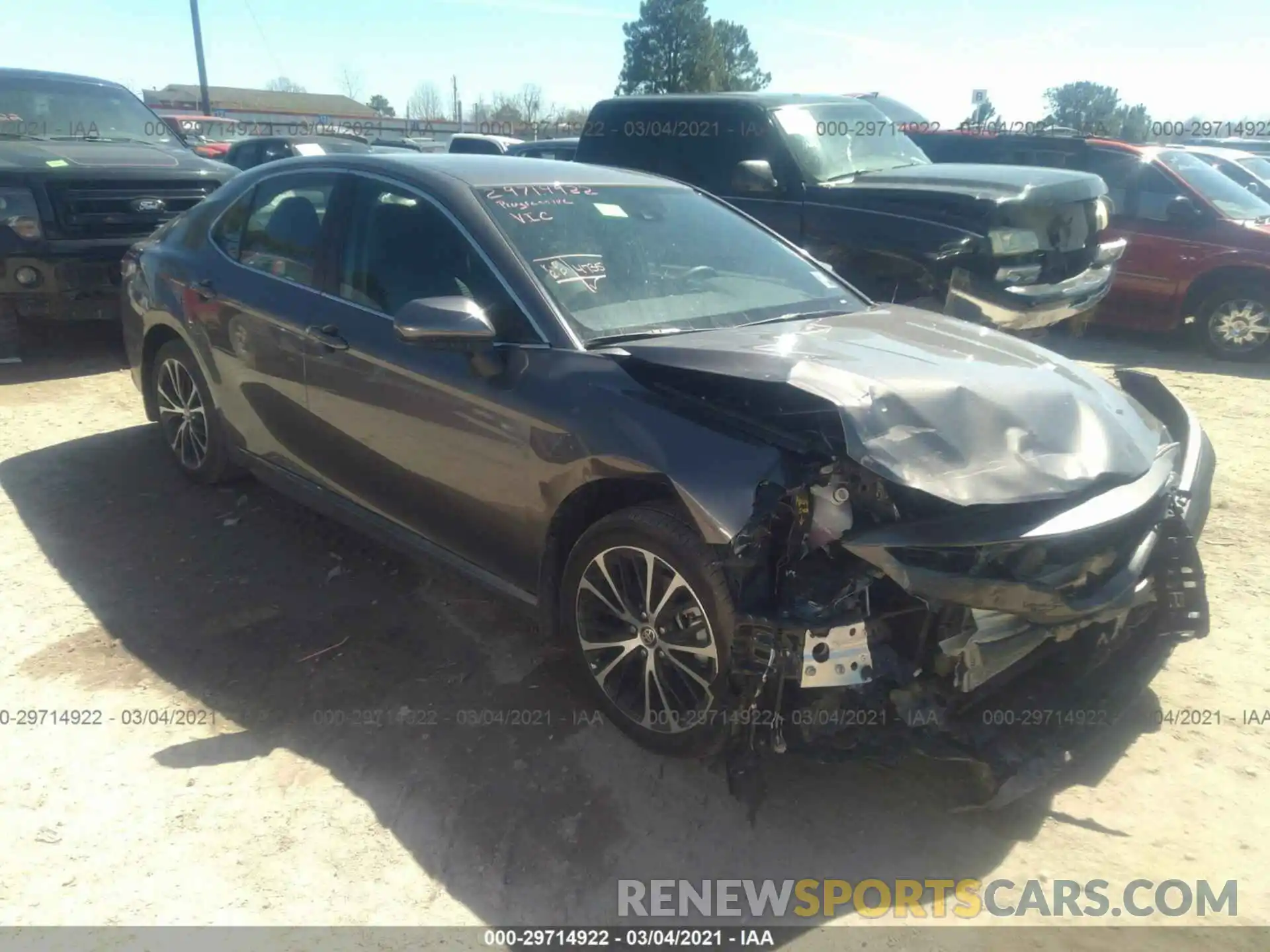 1 Photograph of a damaged car 4T1G11AK9LU957446 TOYOTA CAMRY 2020