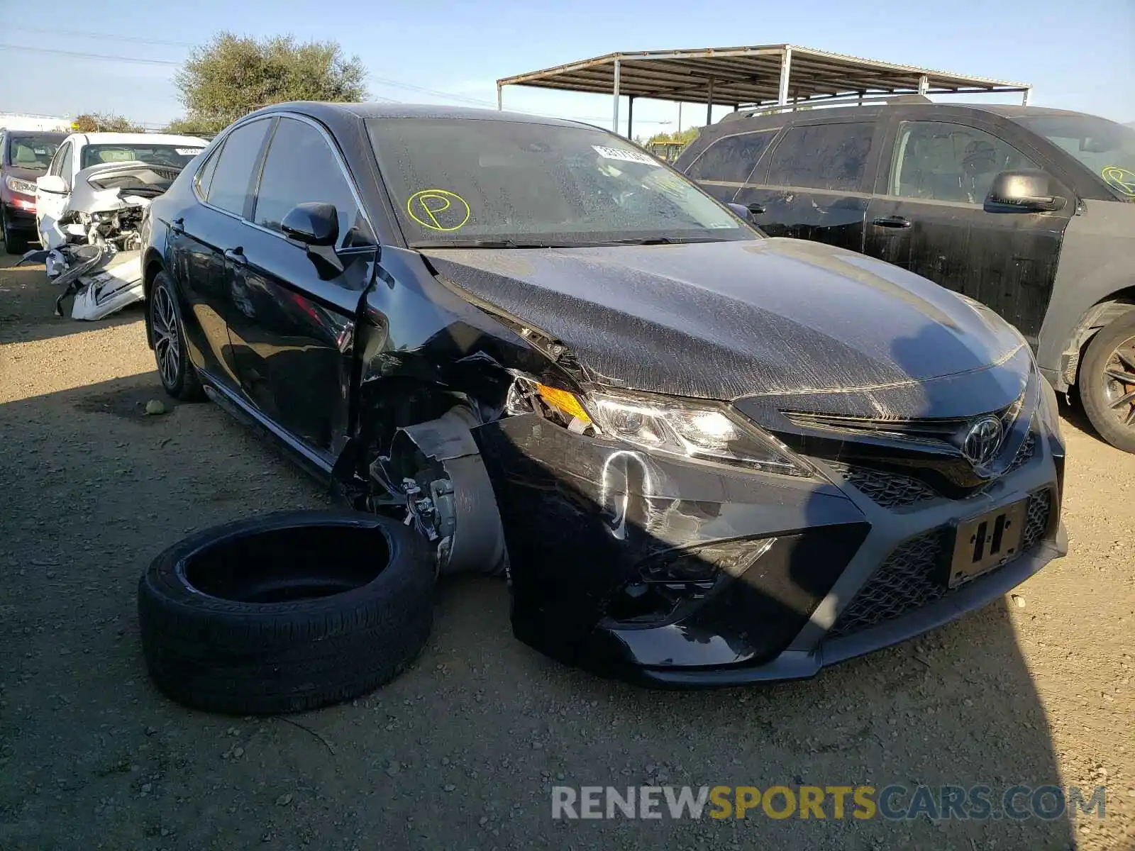 1 Photograph of a damaged car 4T1G11AK9LU957589 TOYOTA CAMRY 2020