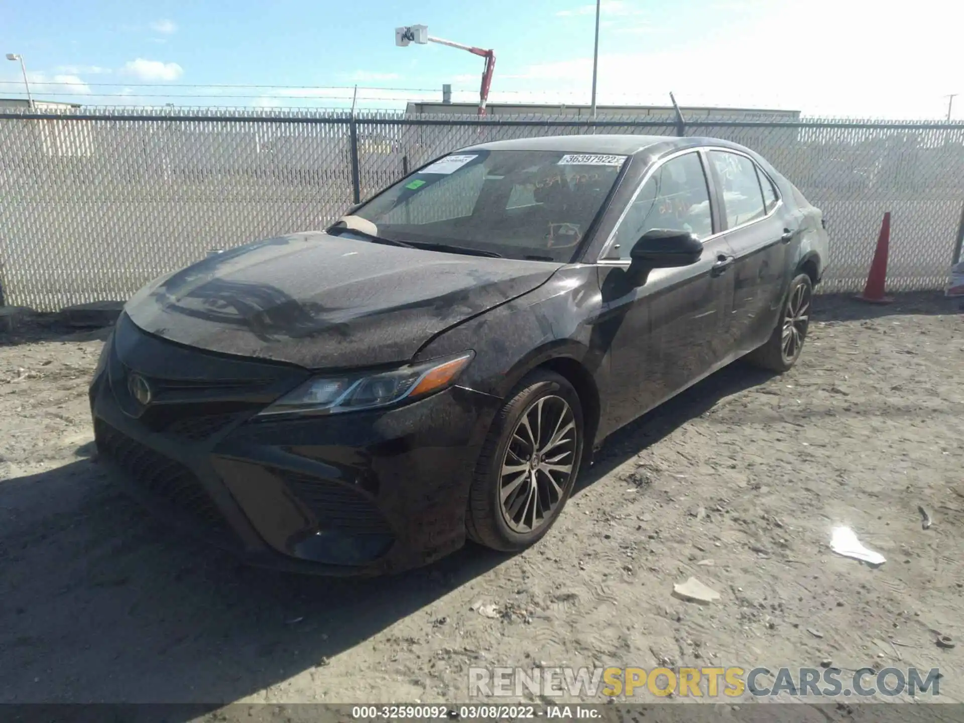 2 Photograph of a damaged car 4T1G11AK9LU961030 TOYOTA CAMRY 2020