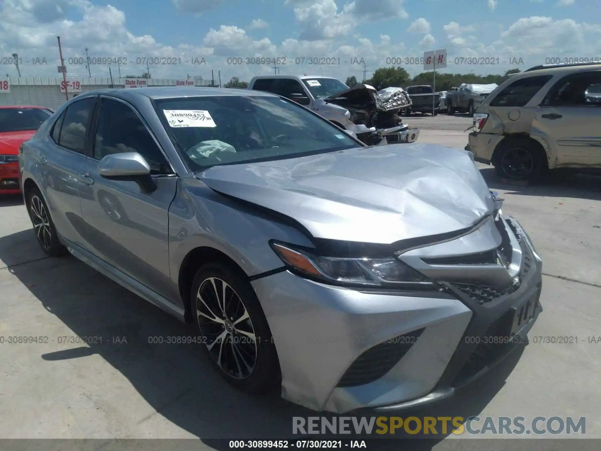 1 Photograph of a damaged car 4T1G11AK9LU962338 TOYOTA CAMRY 2020