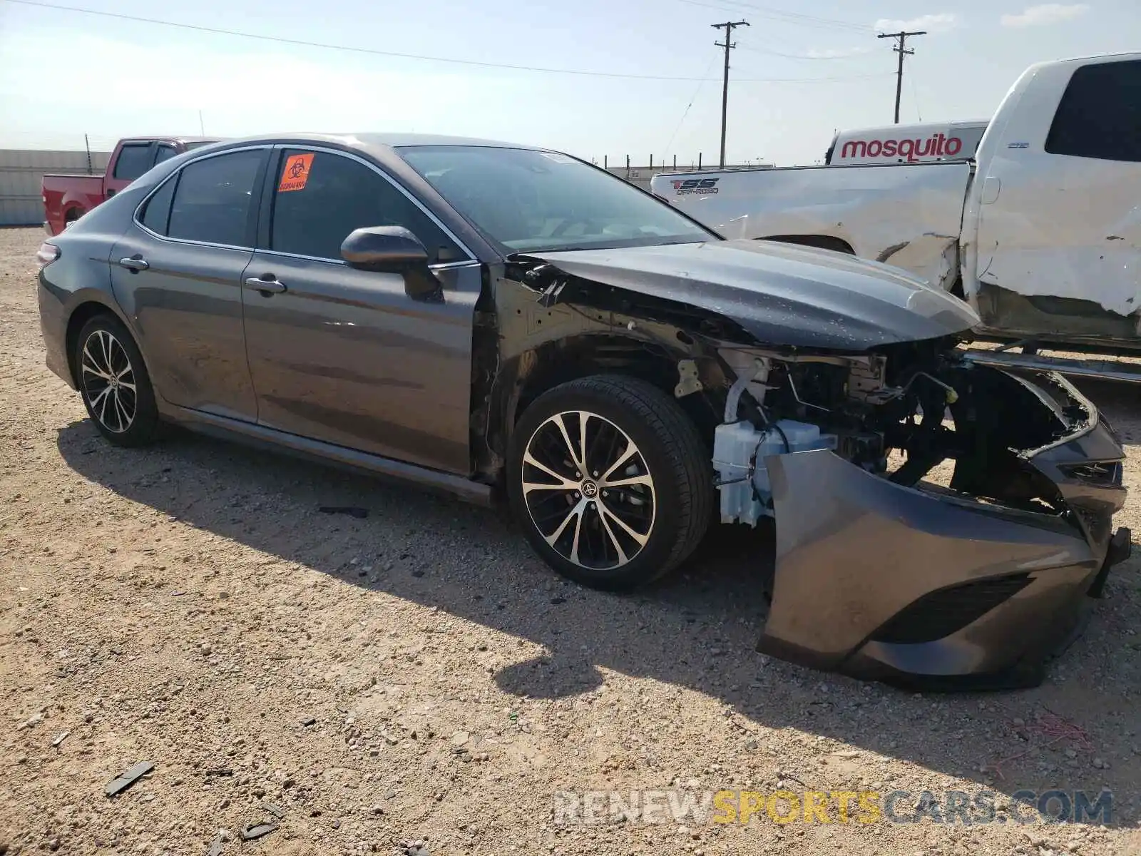 1 Photograph of a damaged car 4T1G11AK9LU962923 TOYOTA CAMRY 2020